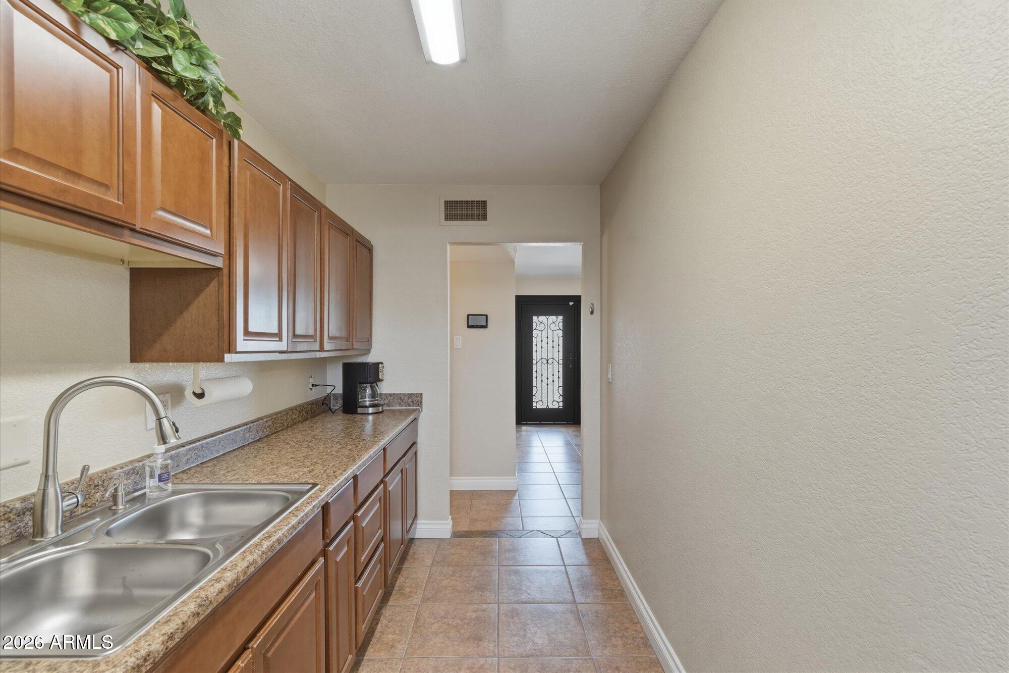 THUNDERBIRD RESIDENTIAL OFFICE CONDOMINIUM - Commercial Sale