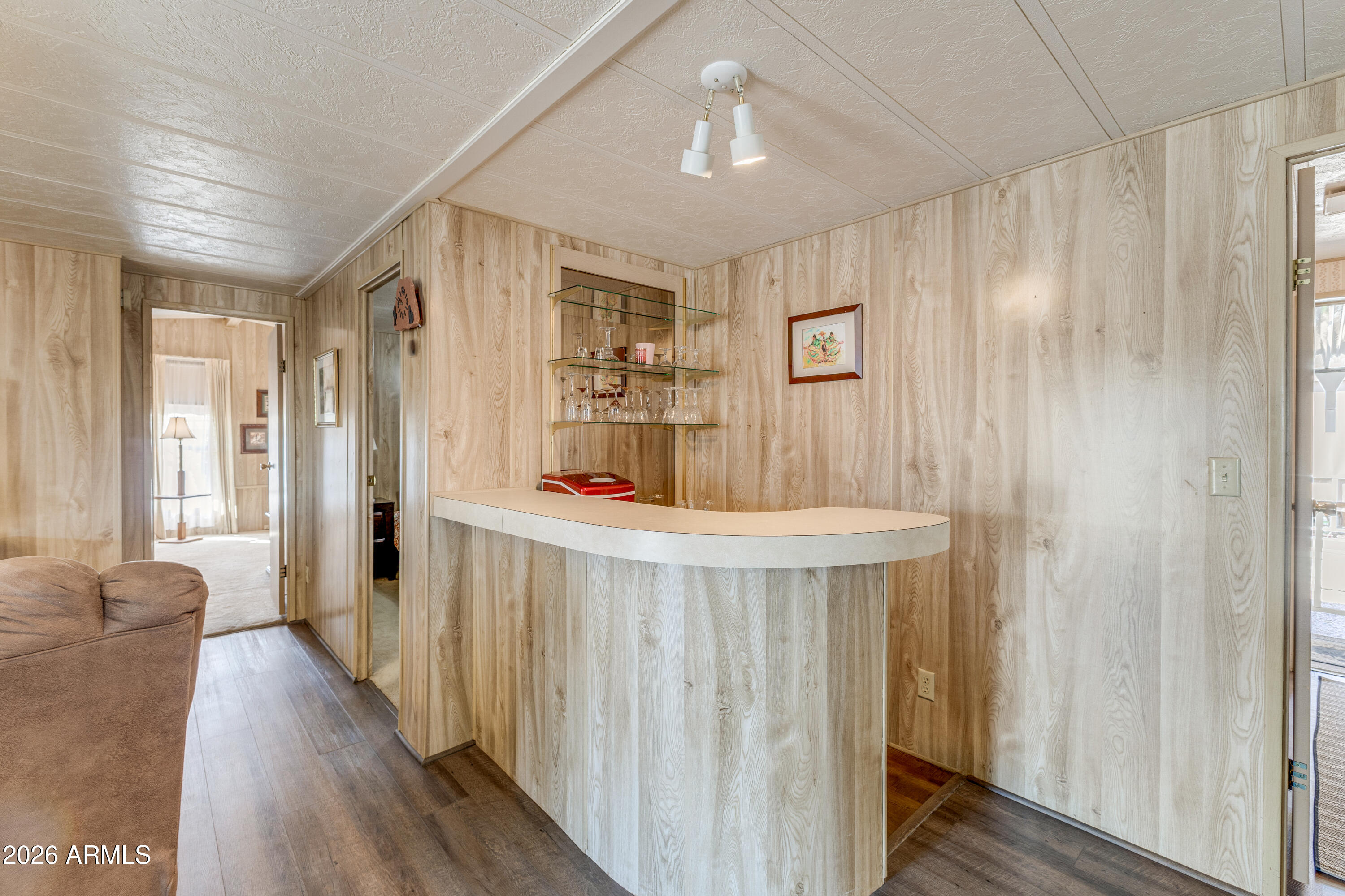 Ellsworth Springs - Residential