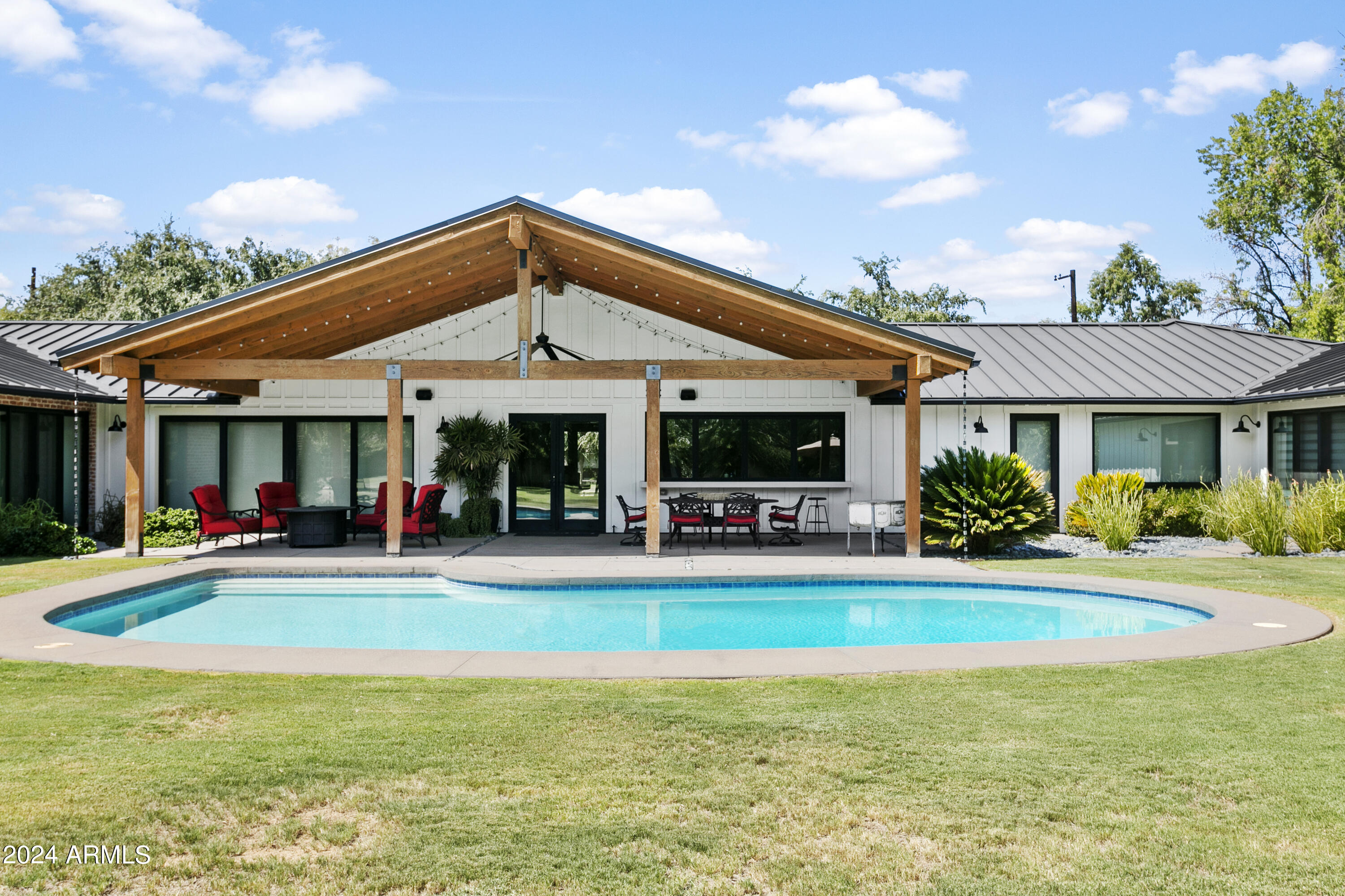 EVANS ADDITION TO ORANGEWOOD BLOCK 1 LOTS 1&2 - Residential