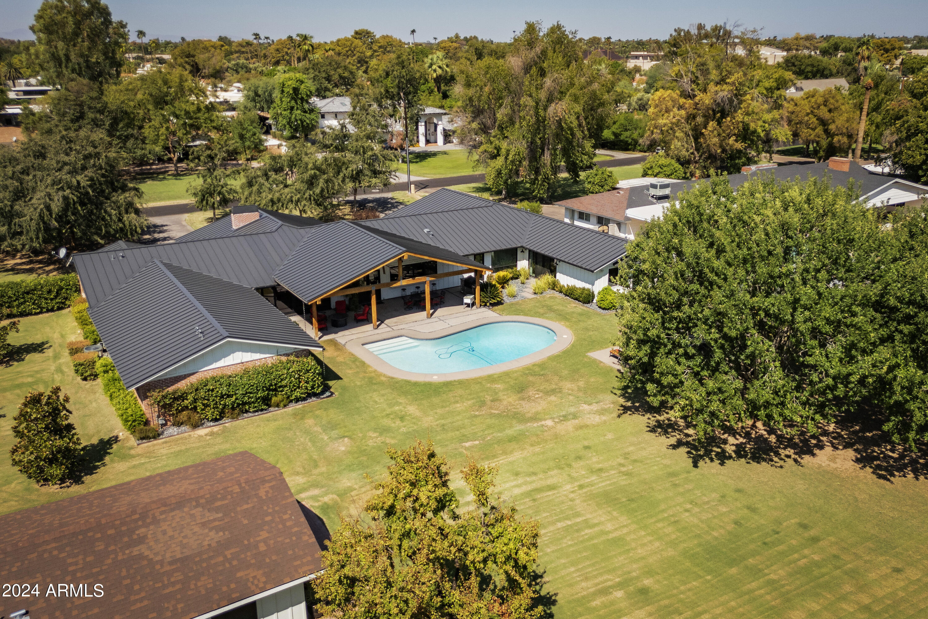 EVANS ADDITION TO ORANGEWOOD BLOCK 1 LOTS 1&2 - Residential