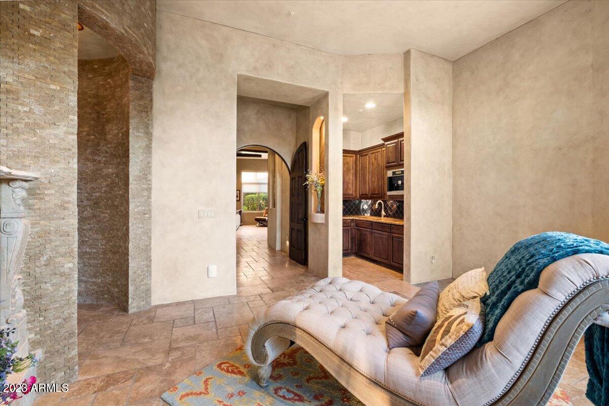 SAGUARO ESTATES - Residential