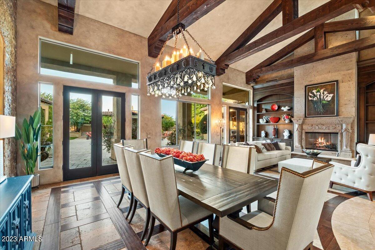 SAGUARO ESTATES - Residential