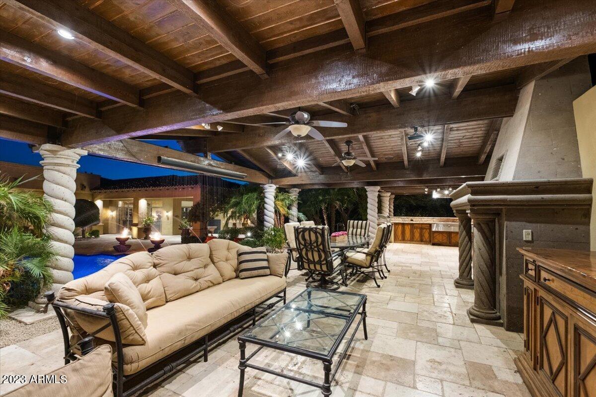 SAGUARO ESTATES - Residential