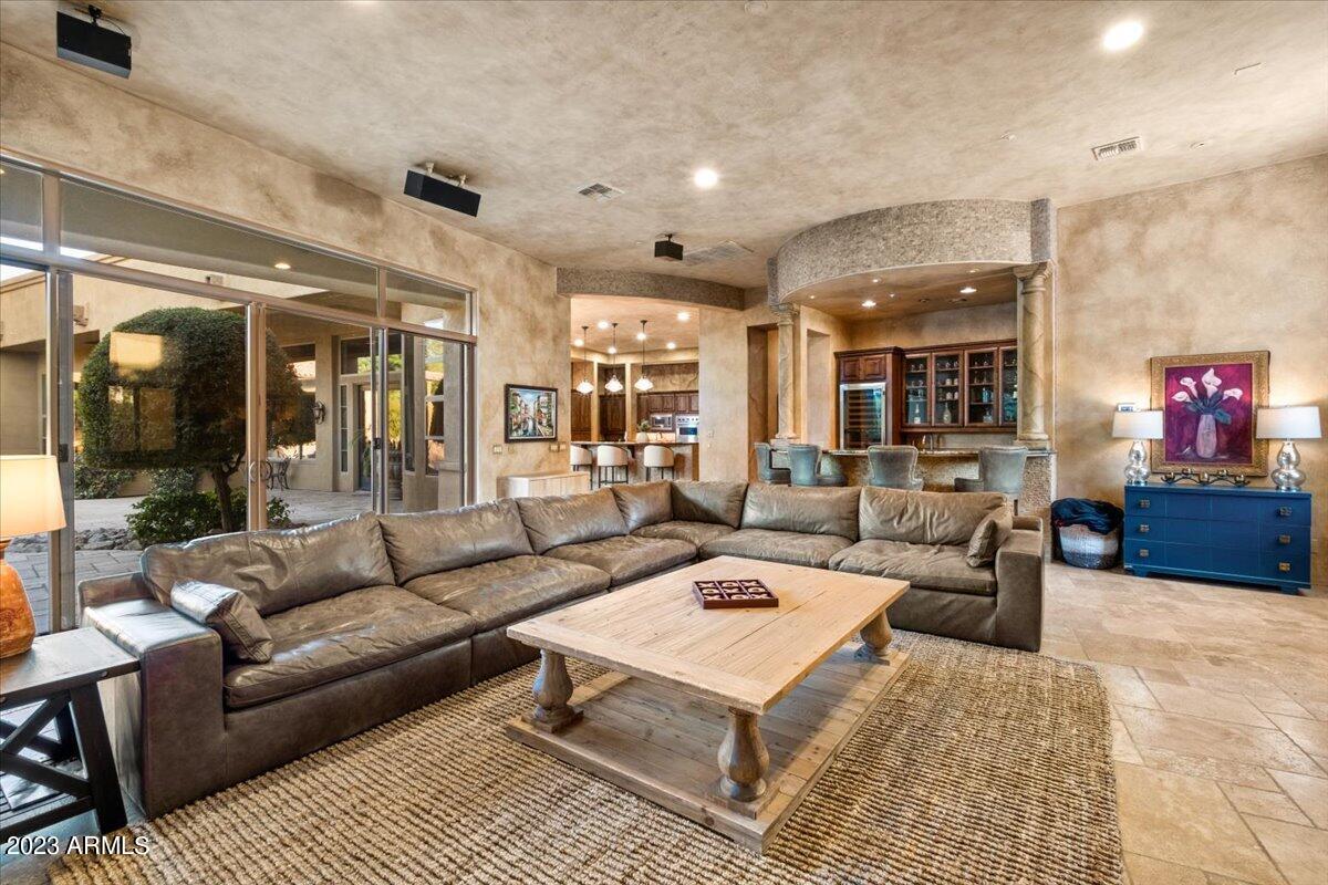 SAGUARO ESTATES - Residential