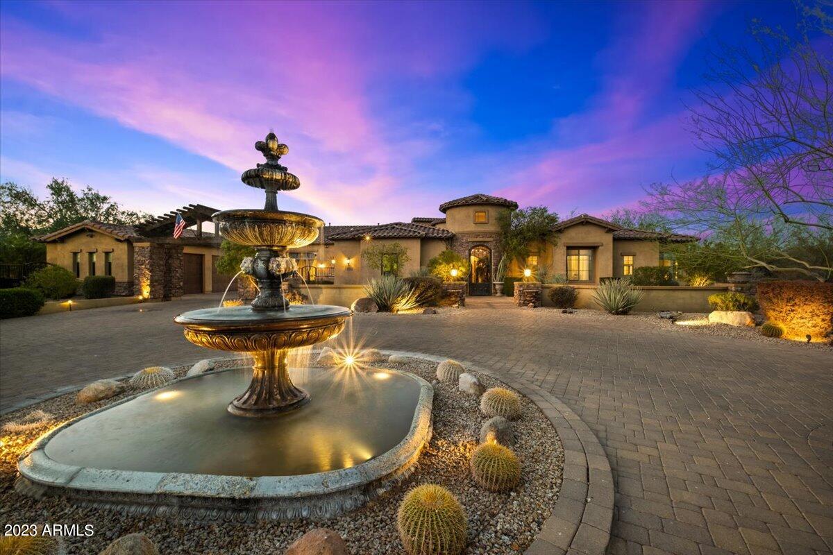 SAGUARO ESTATES - Residential