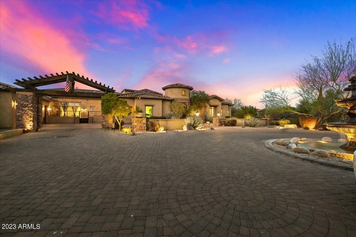 SAGUARO ESTATES - Residential