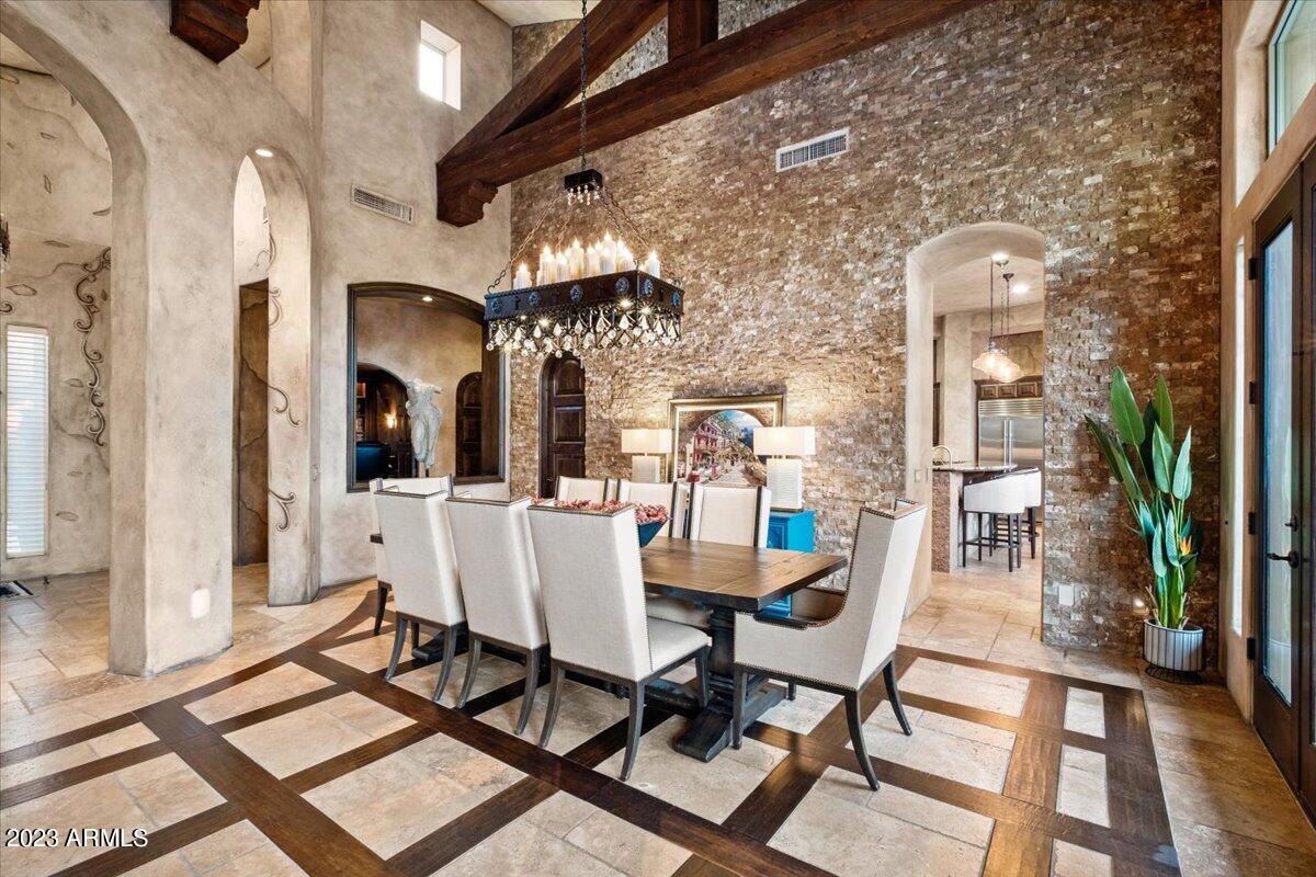 SAGUARO ESTATES - Residential