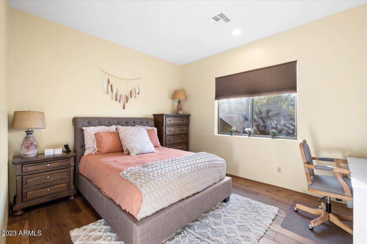 SAGUARO ESTATES - Residential