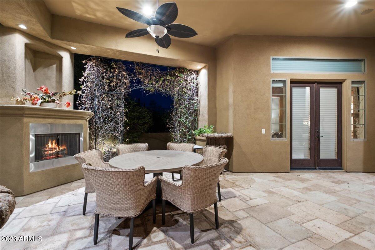 SAGUARO ESTATES - Residential