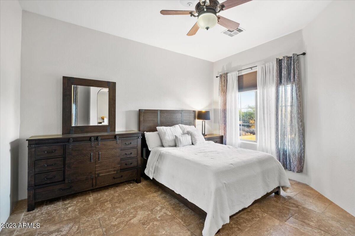 SAGUARO ESTATES - Residential