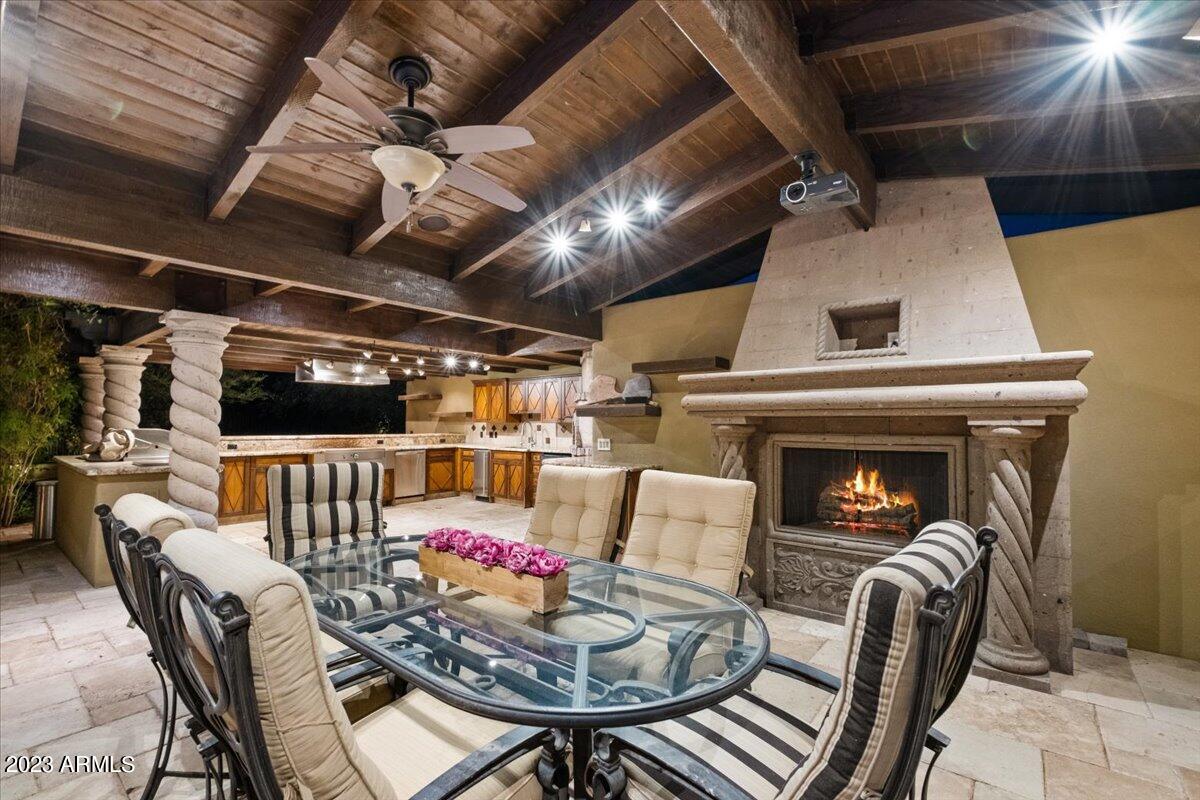 SAGUARO ESTATES - Residential
