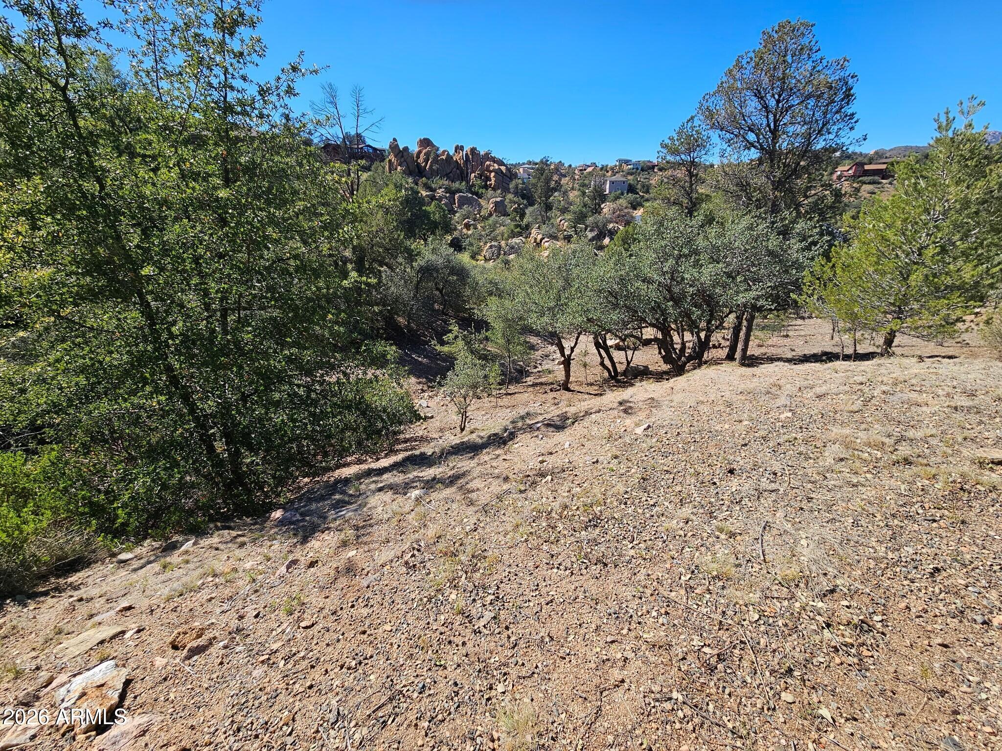 MISSION HILLS 2ND REPLAT - Land