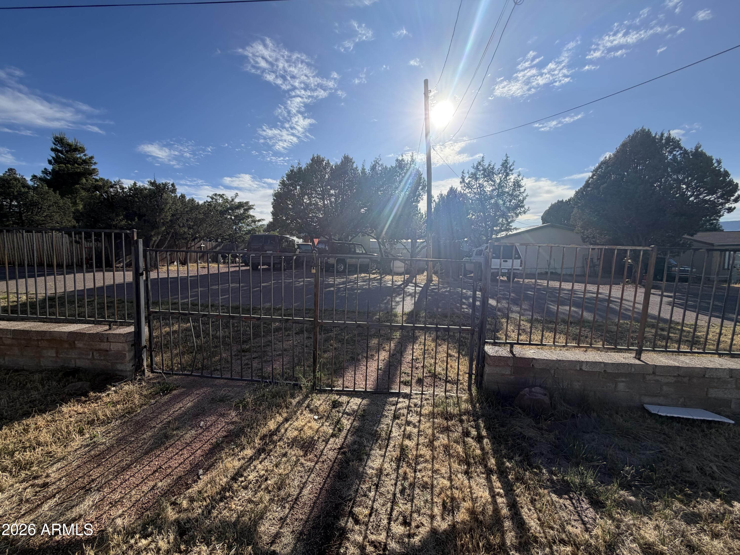 Mesa Del Caballo - Residential