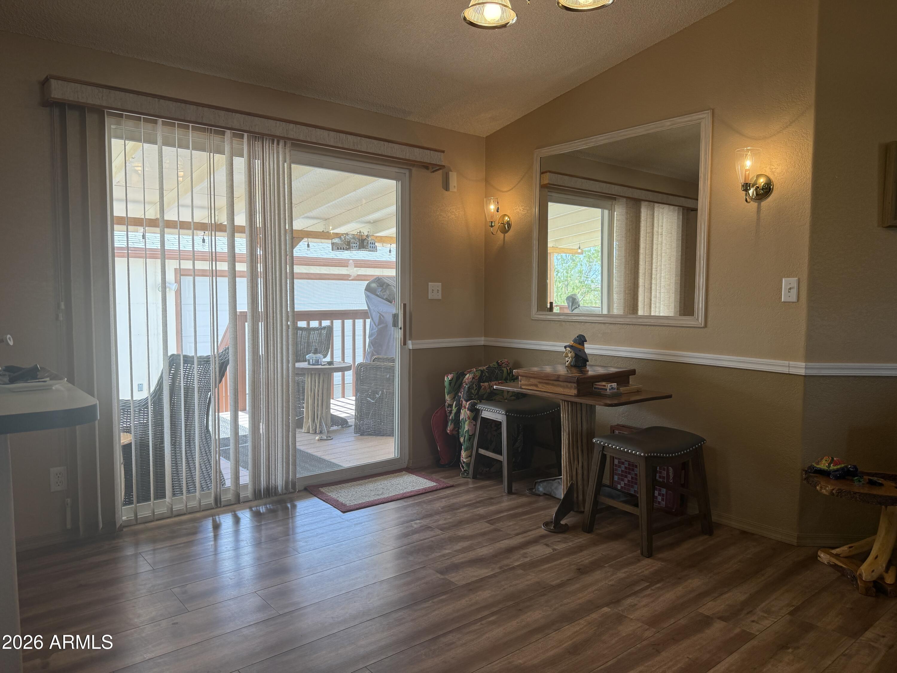 ESCAPEES AT NORTH RANCH - Residential