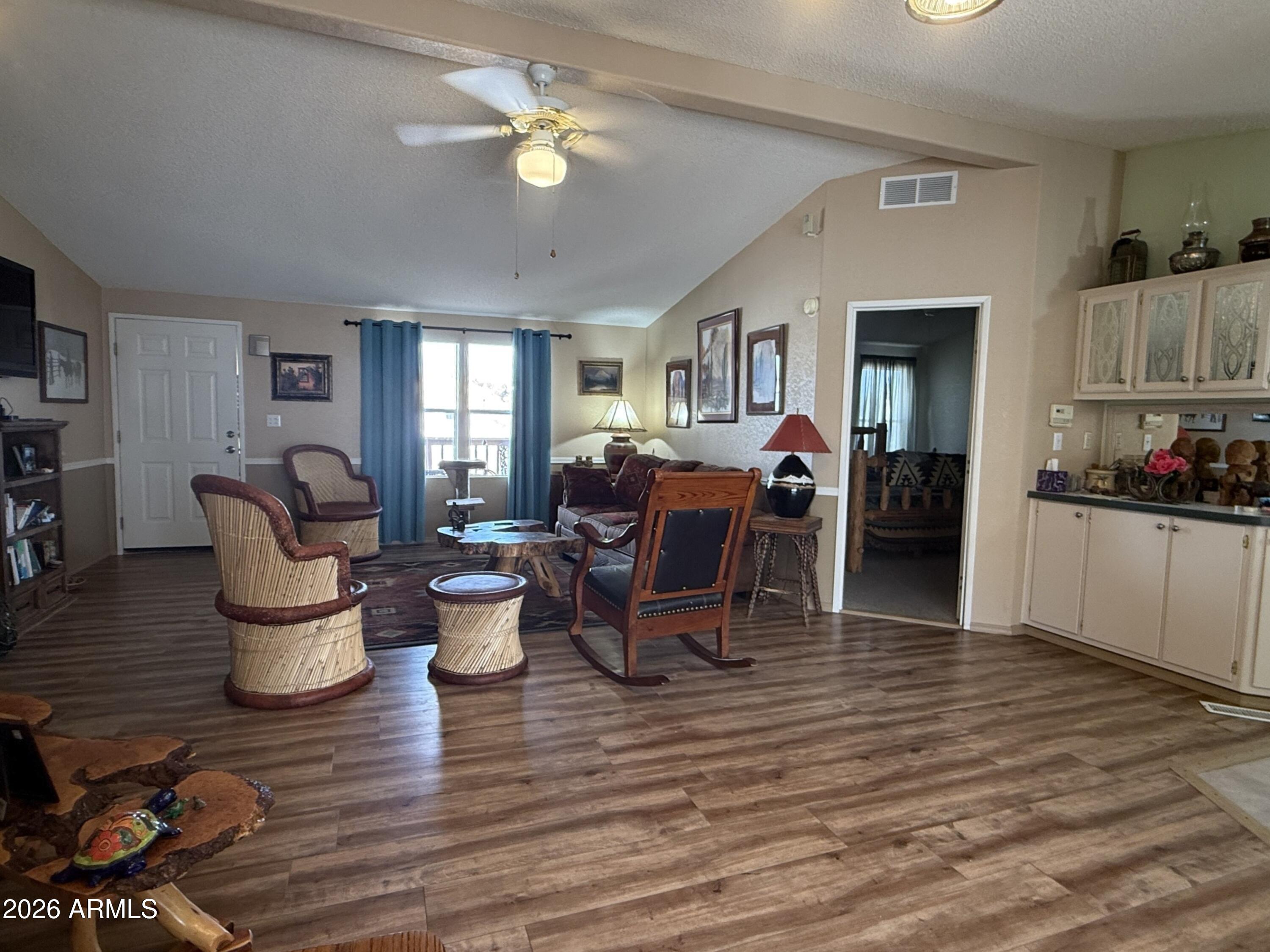ESCAPEES AT NORTH RANCH - Residential