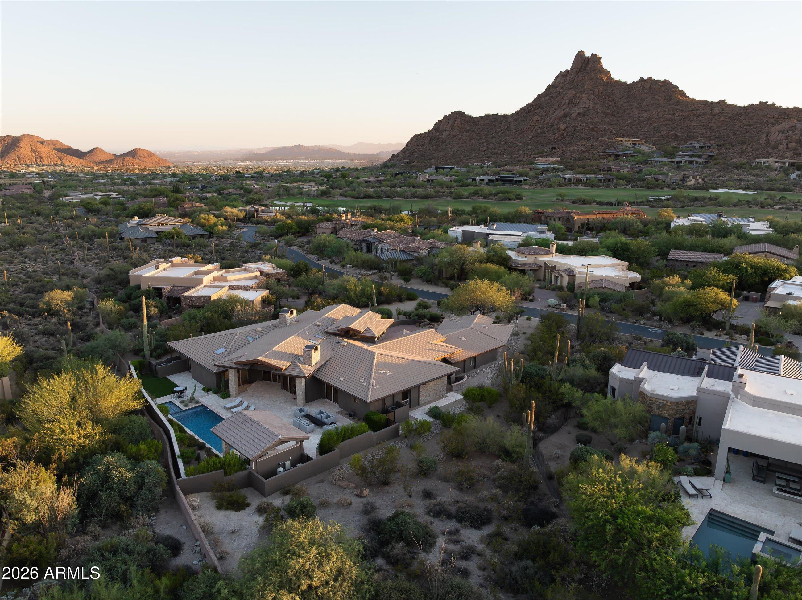 ESTANCIA - Residential