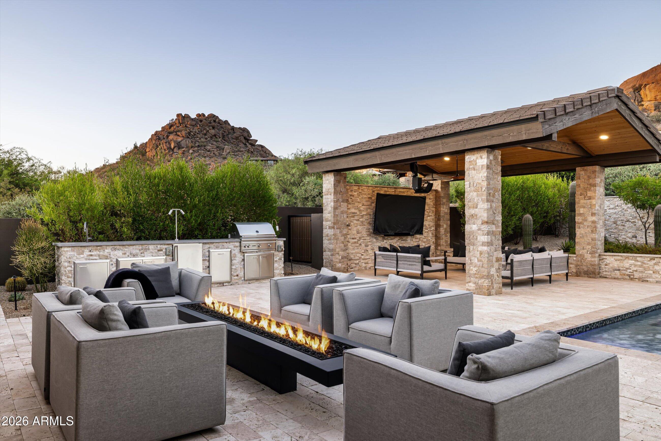 ESTANCIA - Residential