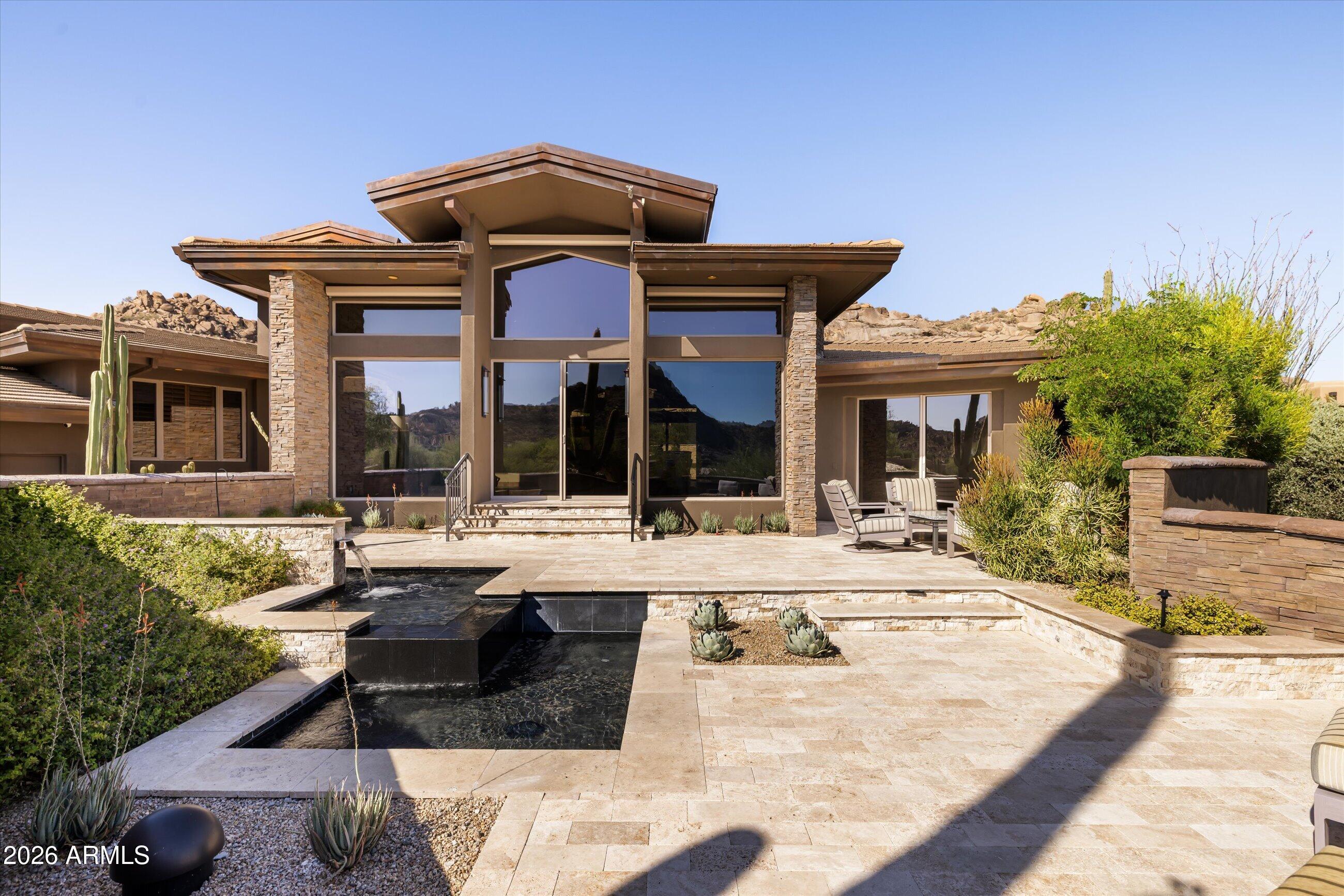 ESTANCIA - Residential
