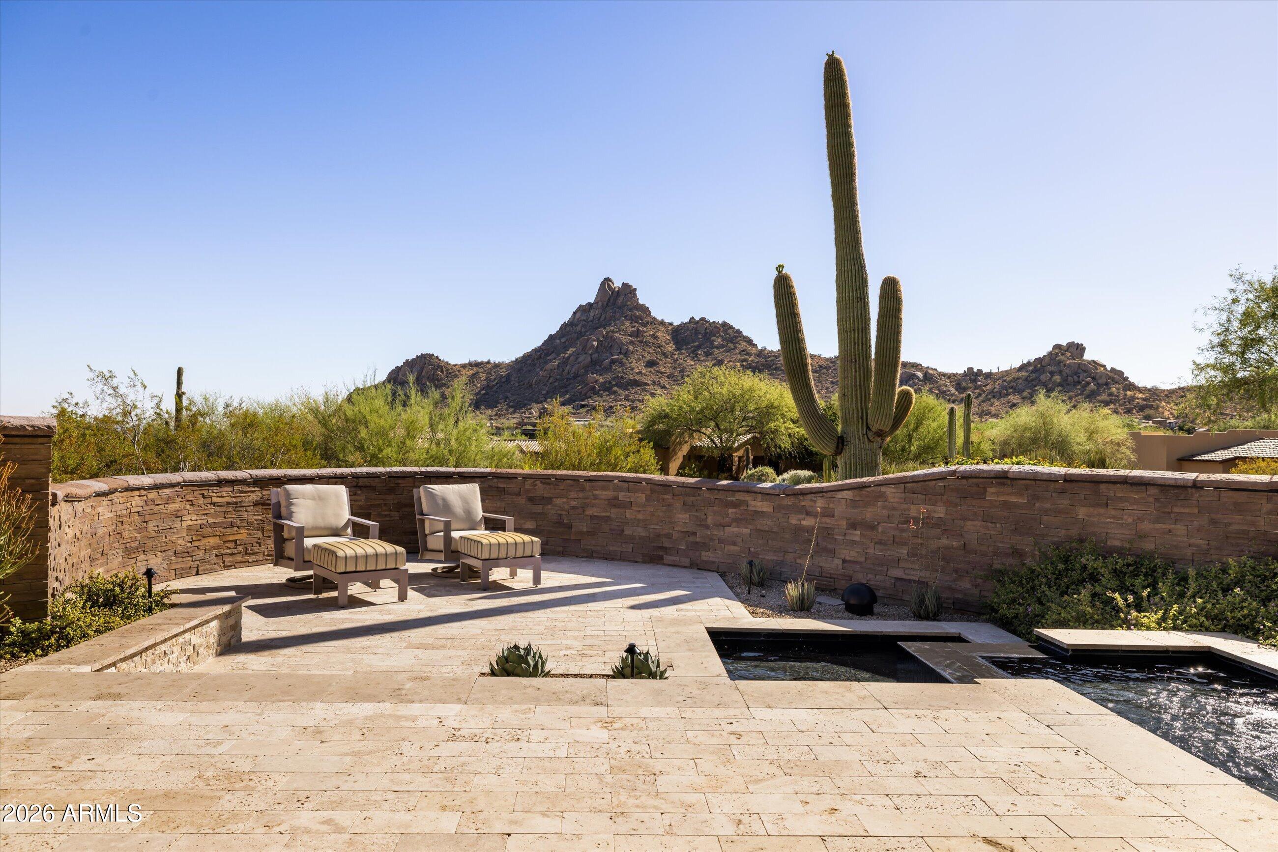 ESTANCIA - Residential