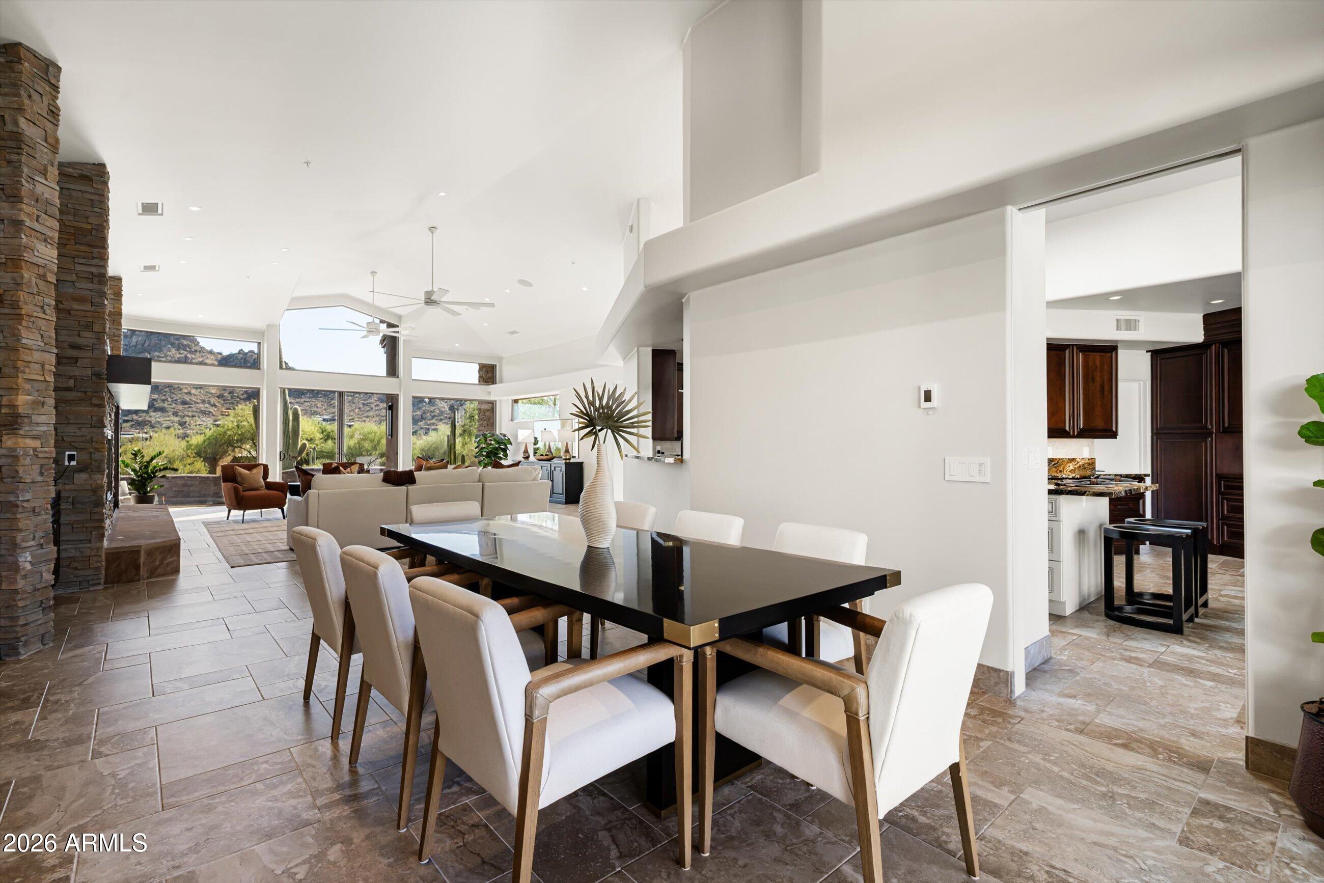 ESTANCIA - Residential