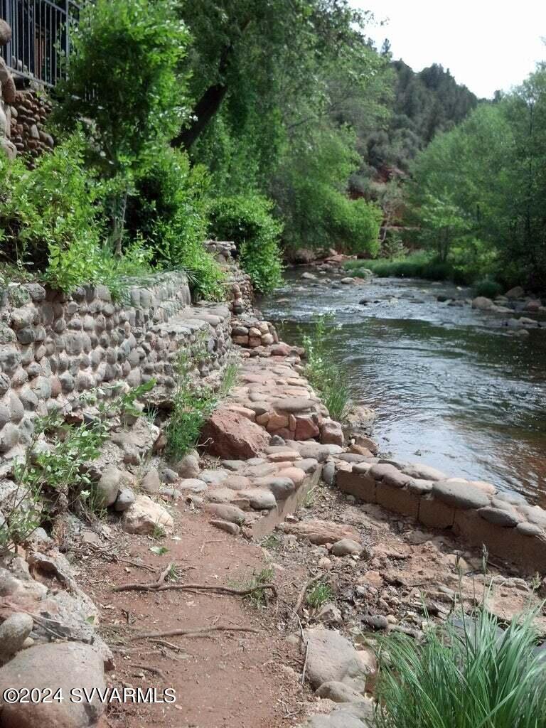 Under 5 Acres - Residential Income