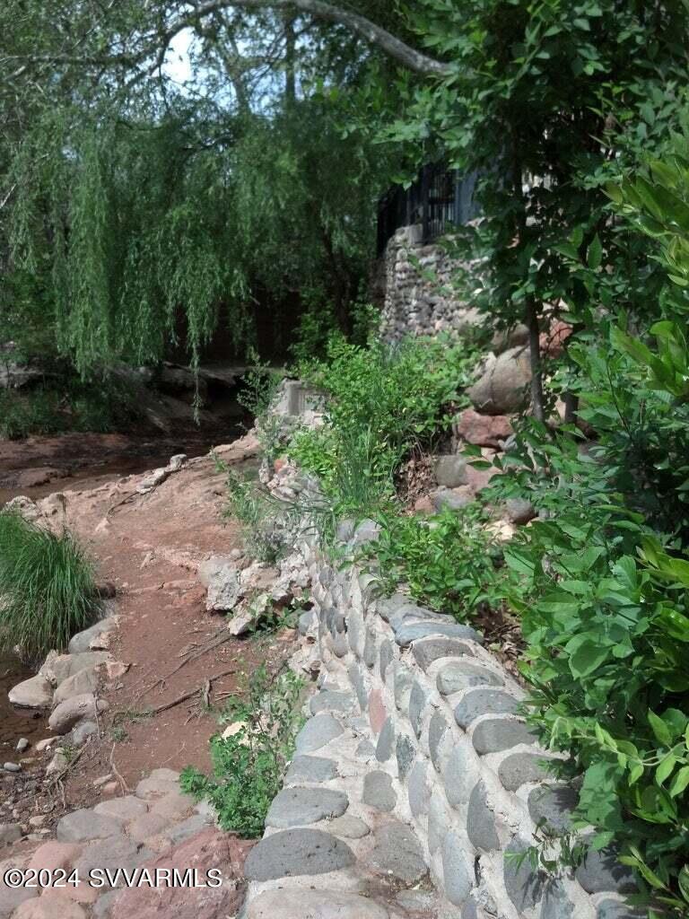 Under 5 Acres - Residential Income