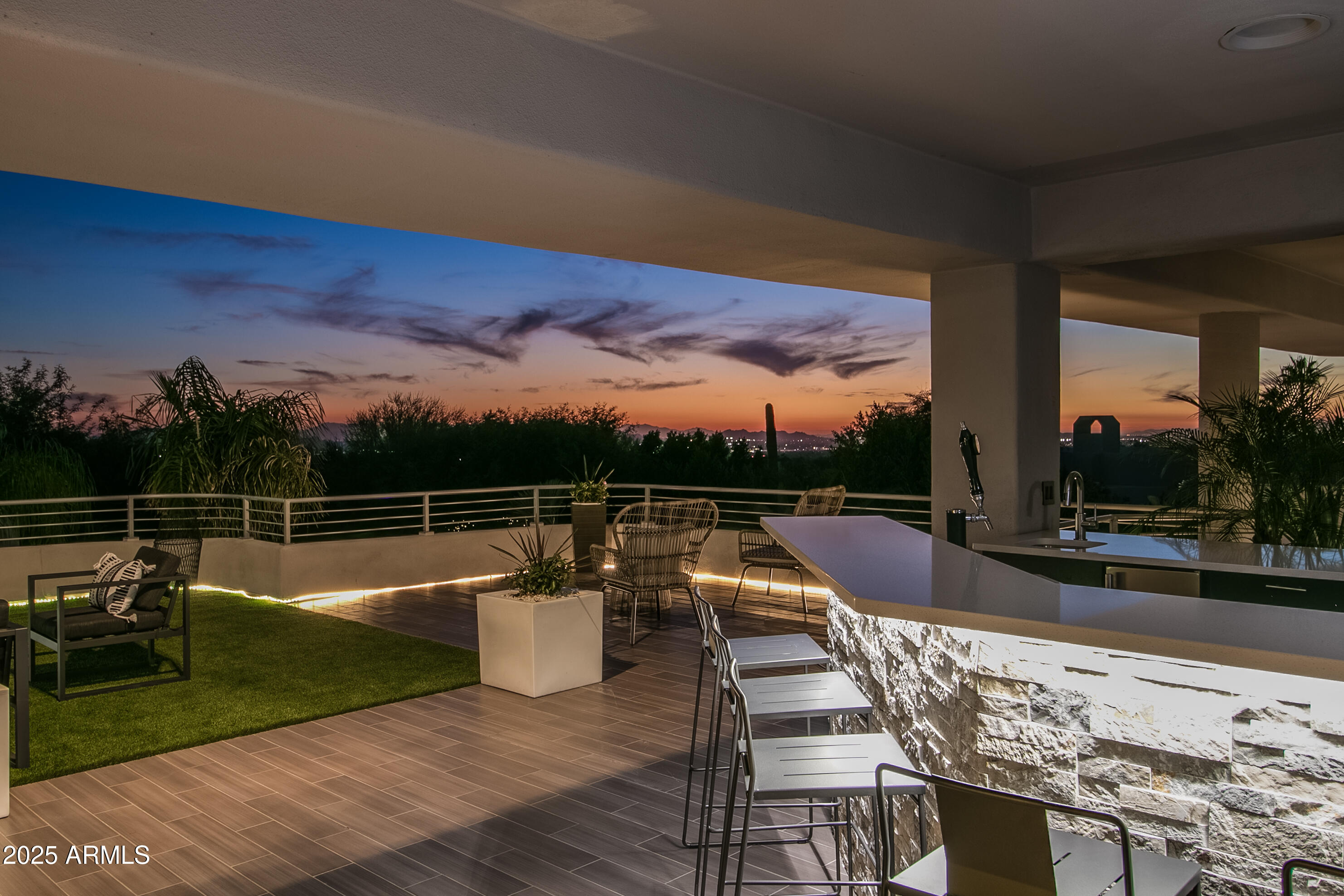 PINNACLE PEAK VISTAS 2 LOT 1-25 - Residential