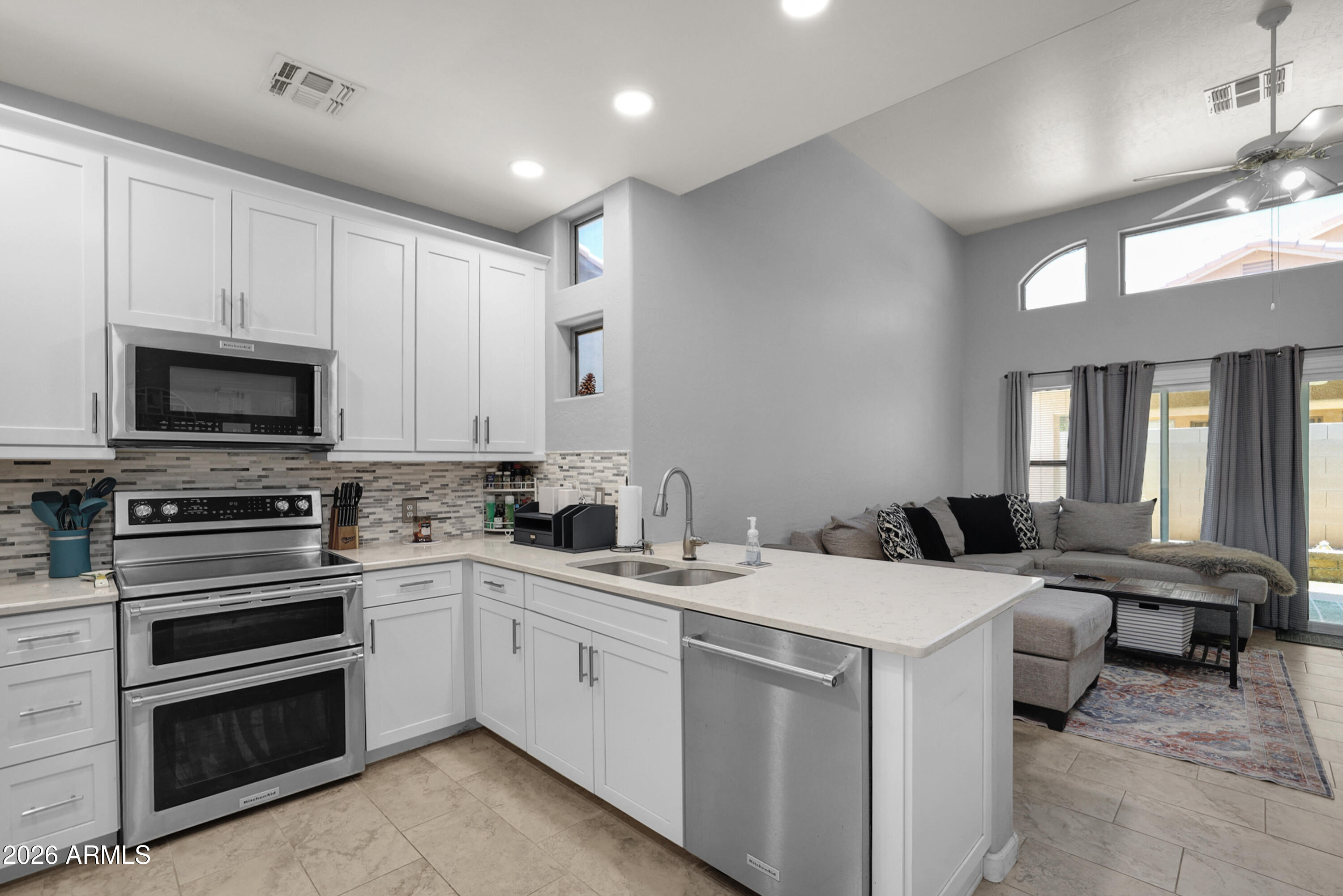 MESA COURT AMD - Residential