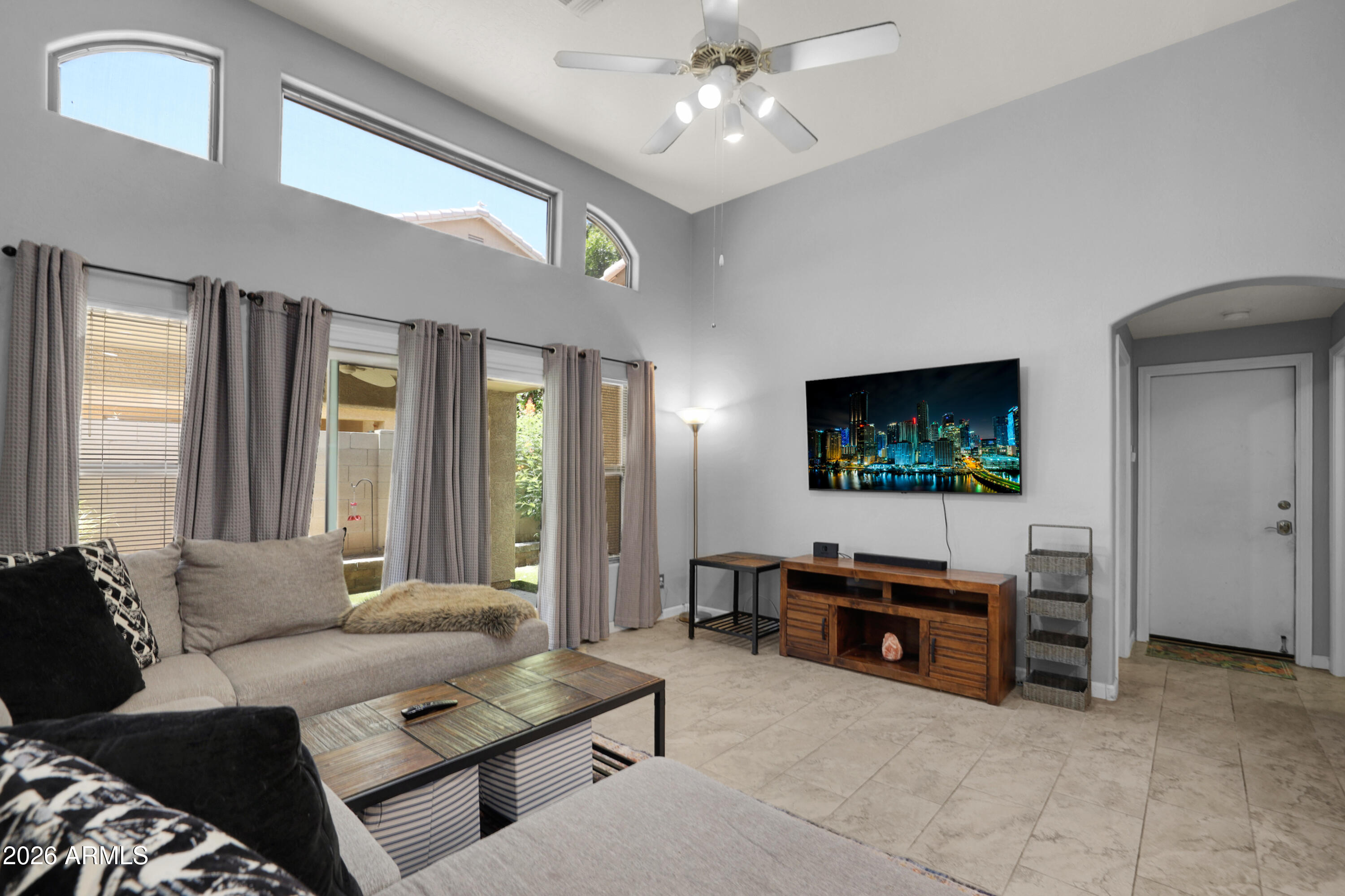 MESA COURT AMD - Residential