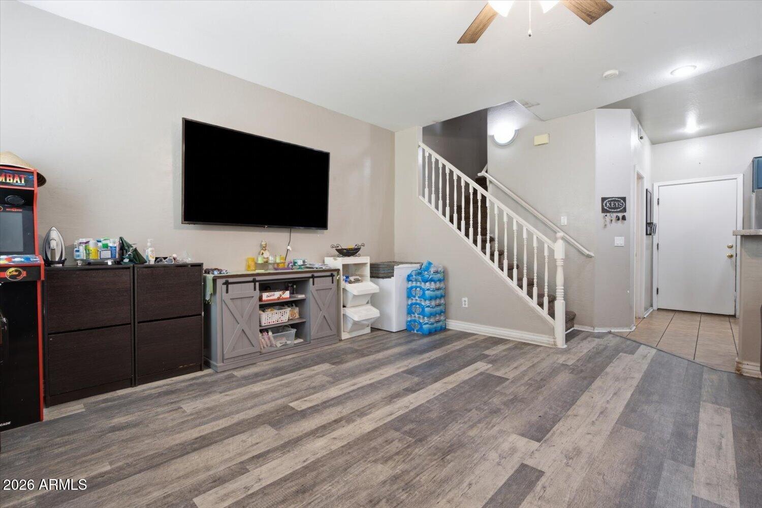 STRADA TOWNHOMES - Residential