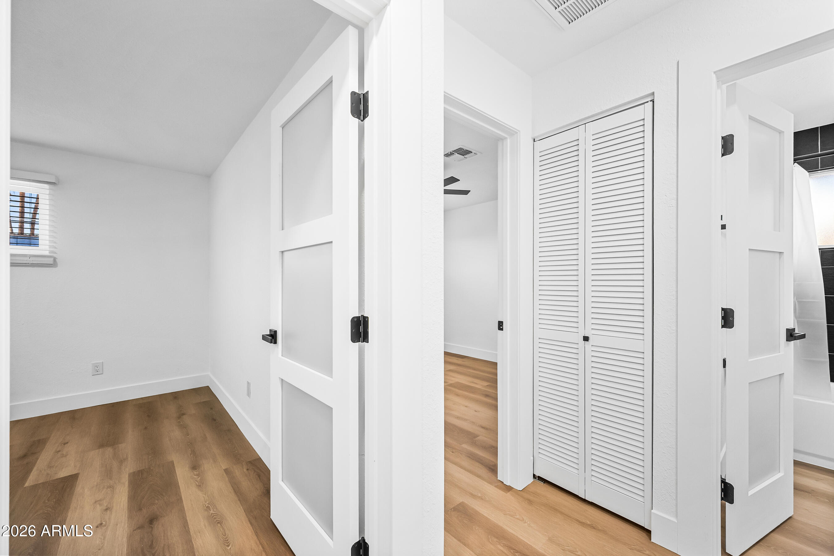 DARLEIGH MANOR - Residential Lease
