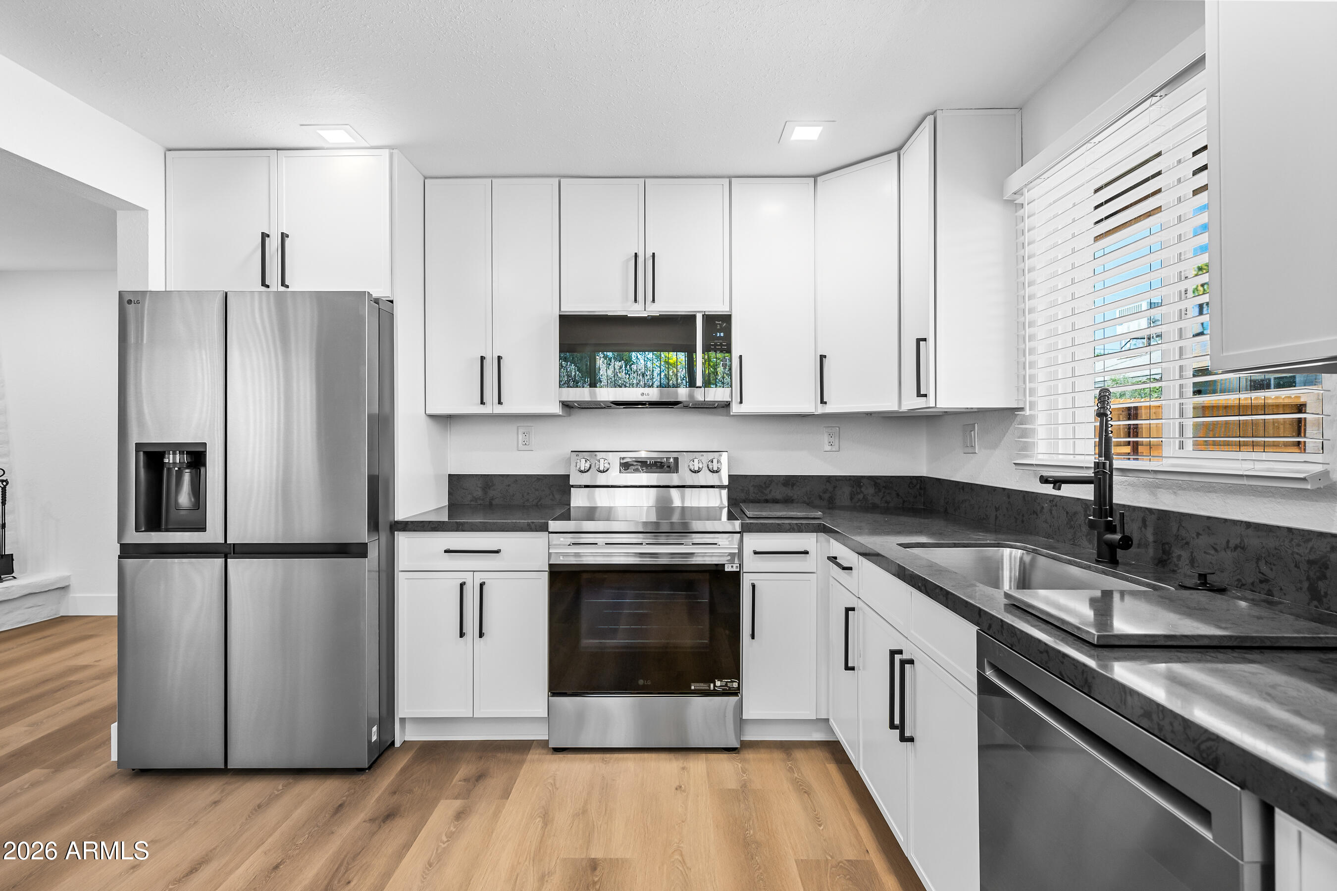 DARLEIGH MANOR - Residential Lease