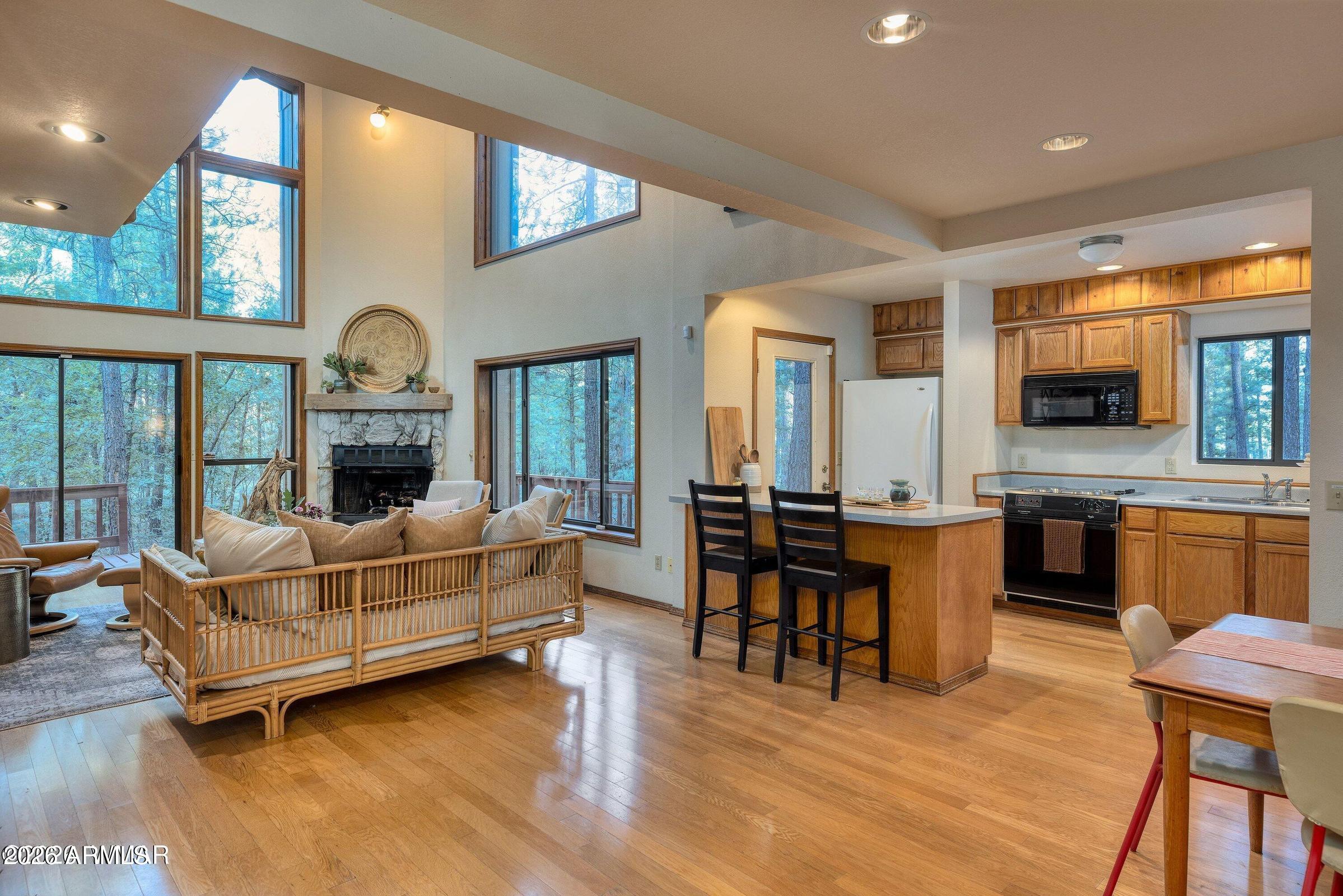 PINETOP COUNTRY CLUB UNIT 3 - Residential