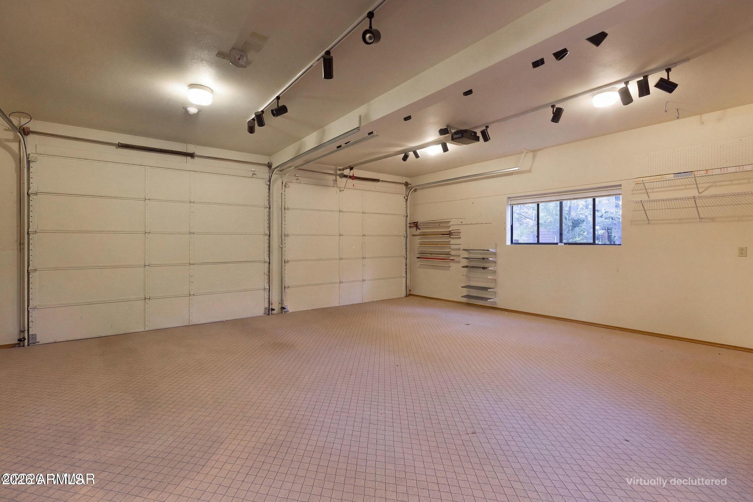 PINETOP COUNTRY CLUB UNIT 3 - Residential