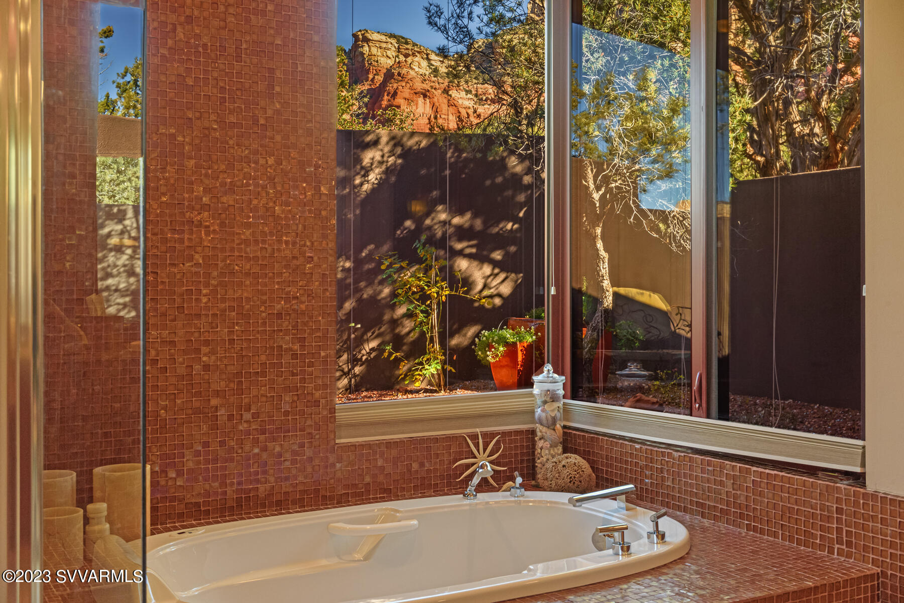 Est at Northslopes - Residential