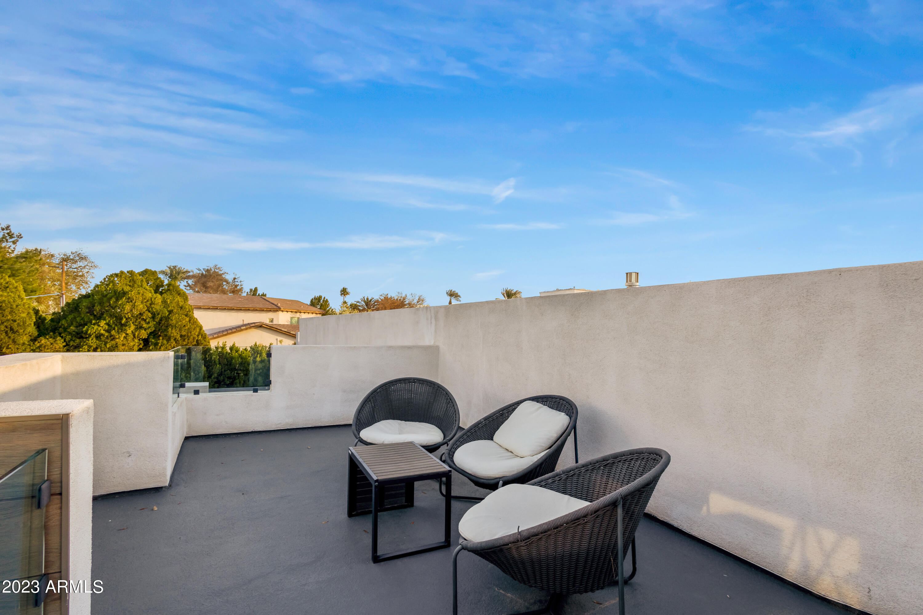 LAFAYETTE VILLA - Residential