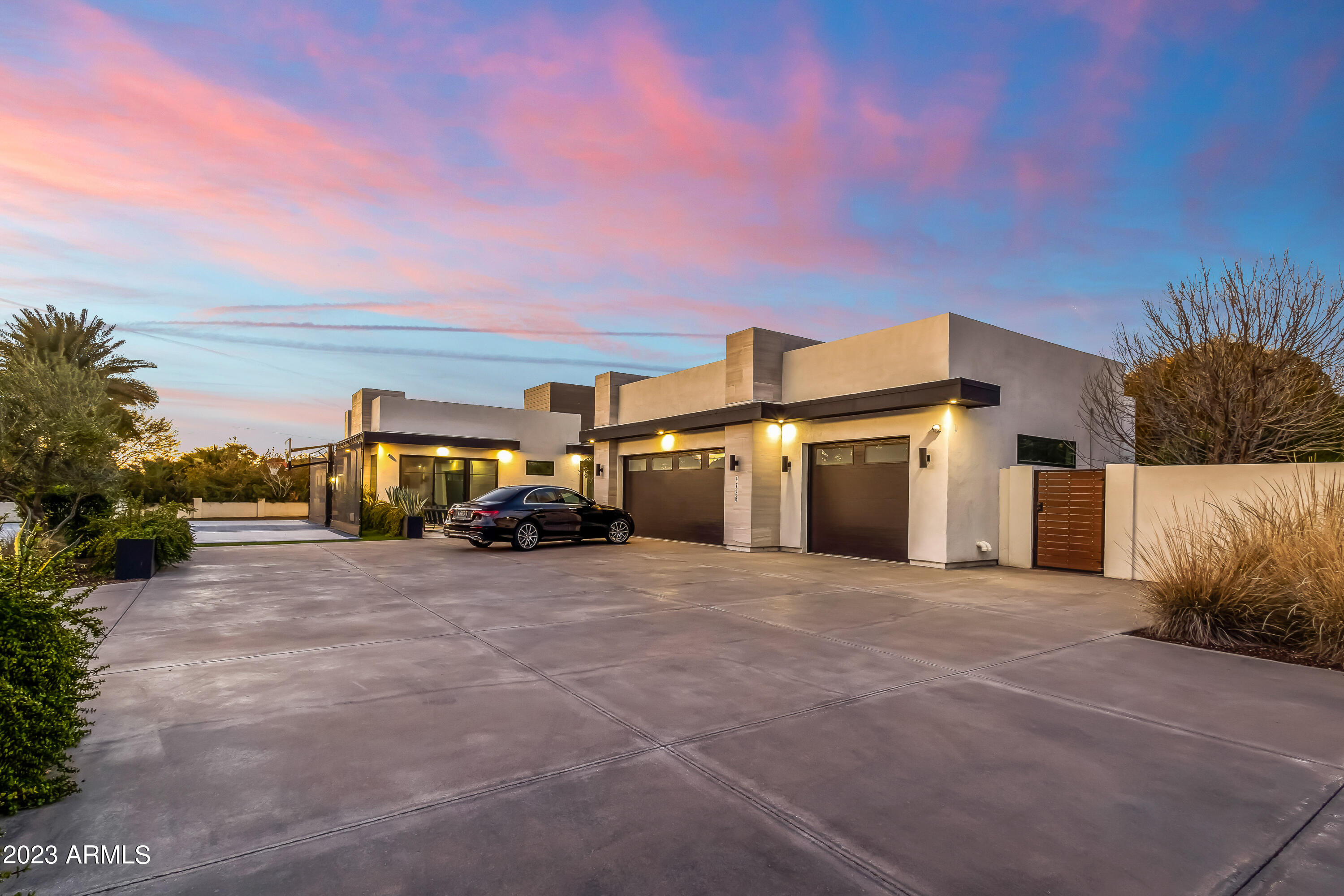 LAFAYETTE VILLA - Residential