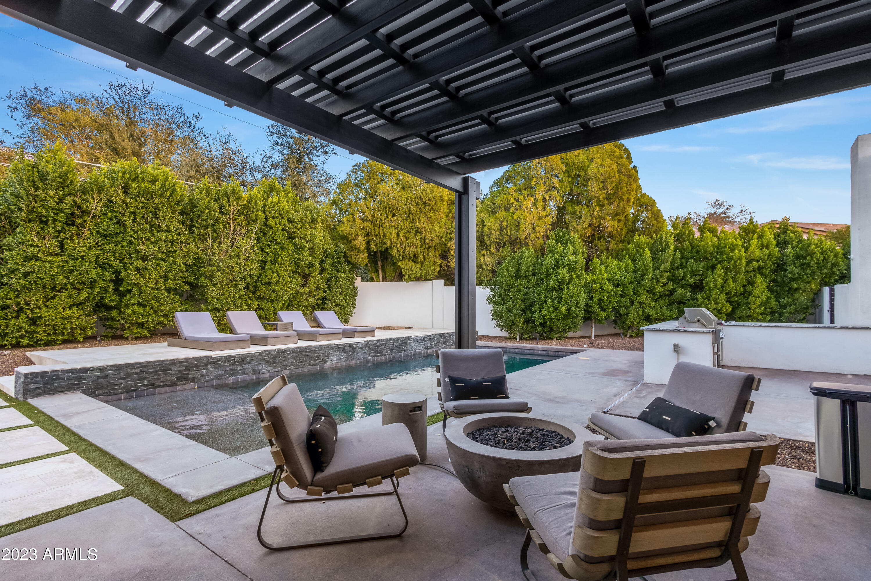 LAFAYETTE VILLA - Residential