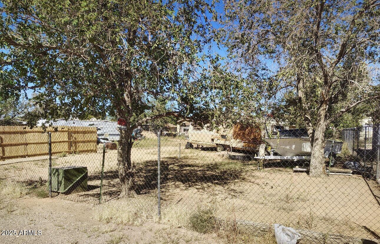 NEW KINGMAN ADD UNIT 4 - Land
