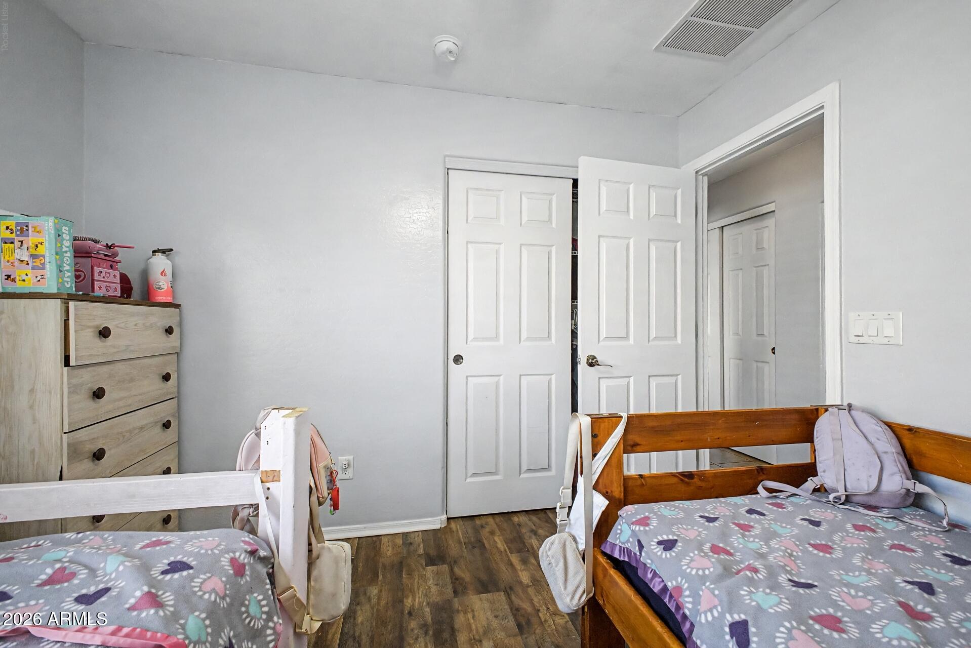 WINDMILL VILLAGE - Residential