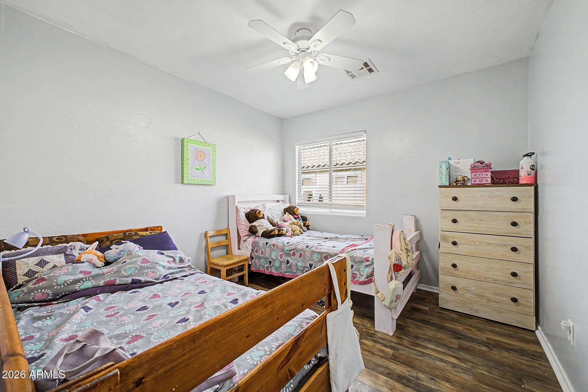 WINDMILL VILLAGE - Residential