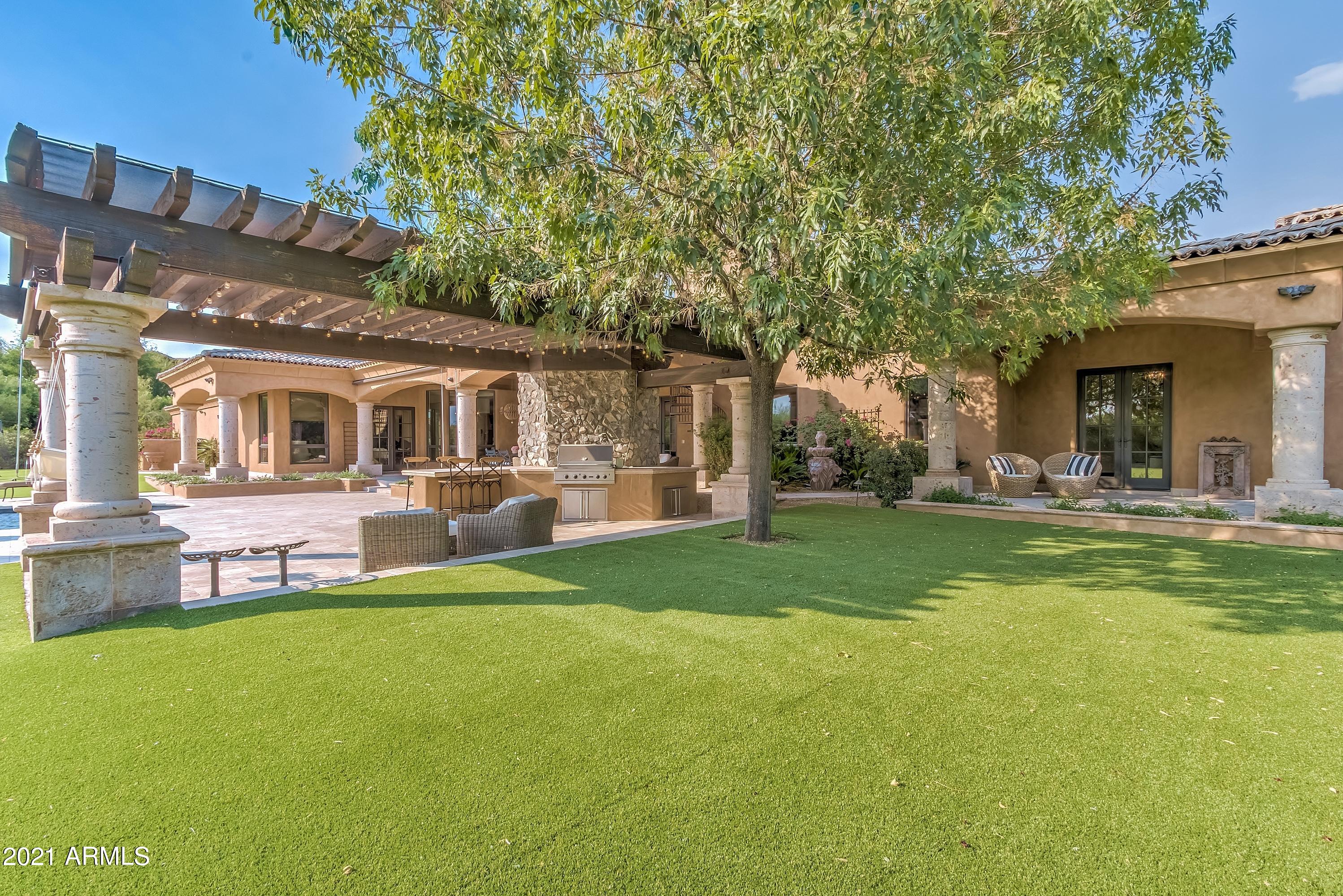 CANYON HEIGHTS - Residential