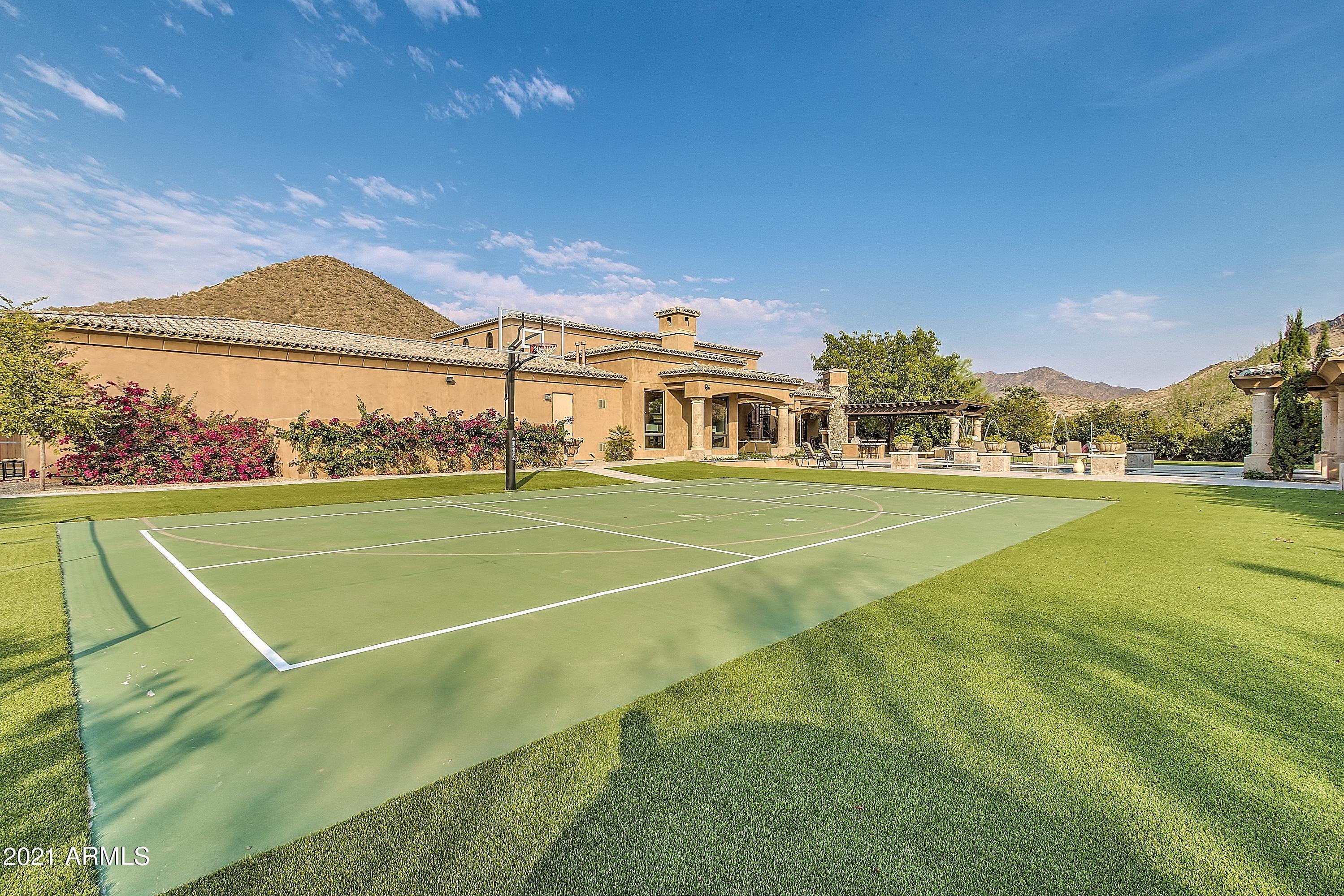 CANYON HEIGHTS - Residential