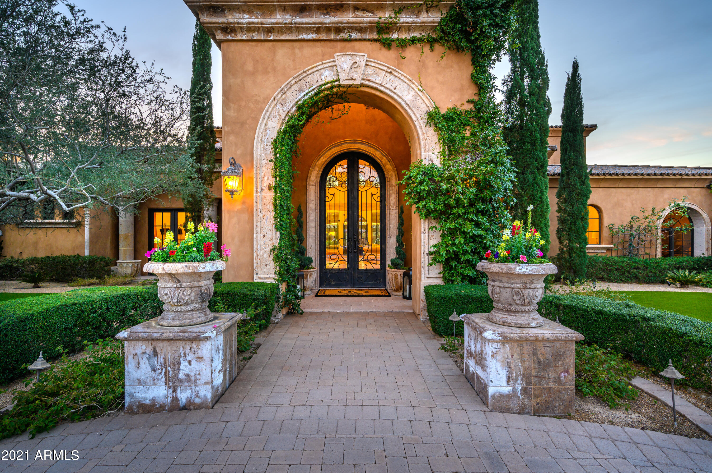 CANYON HEIGHTS - Residential