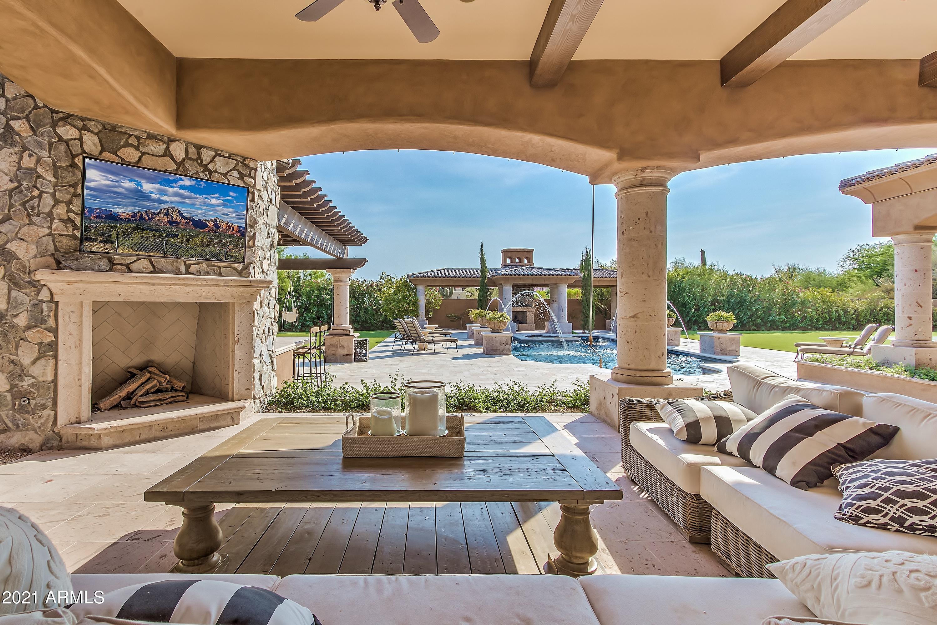 CANYON HEIGHTS - Residential