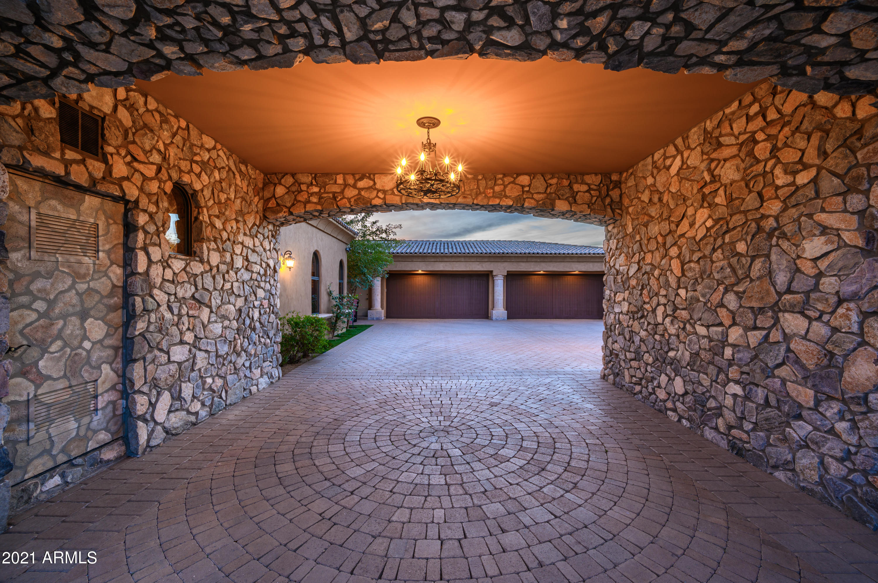 CANYON HEIGHTS - Residential