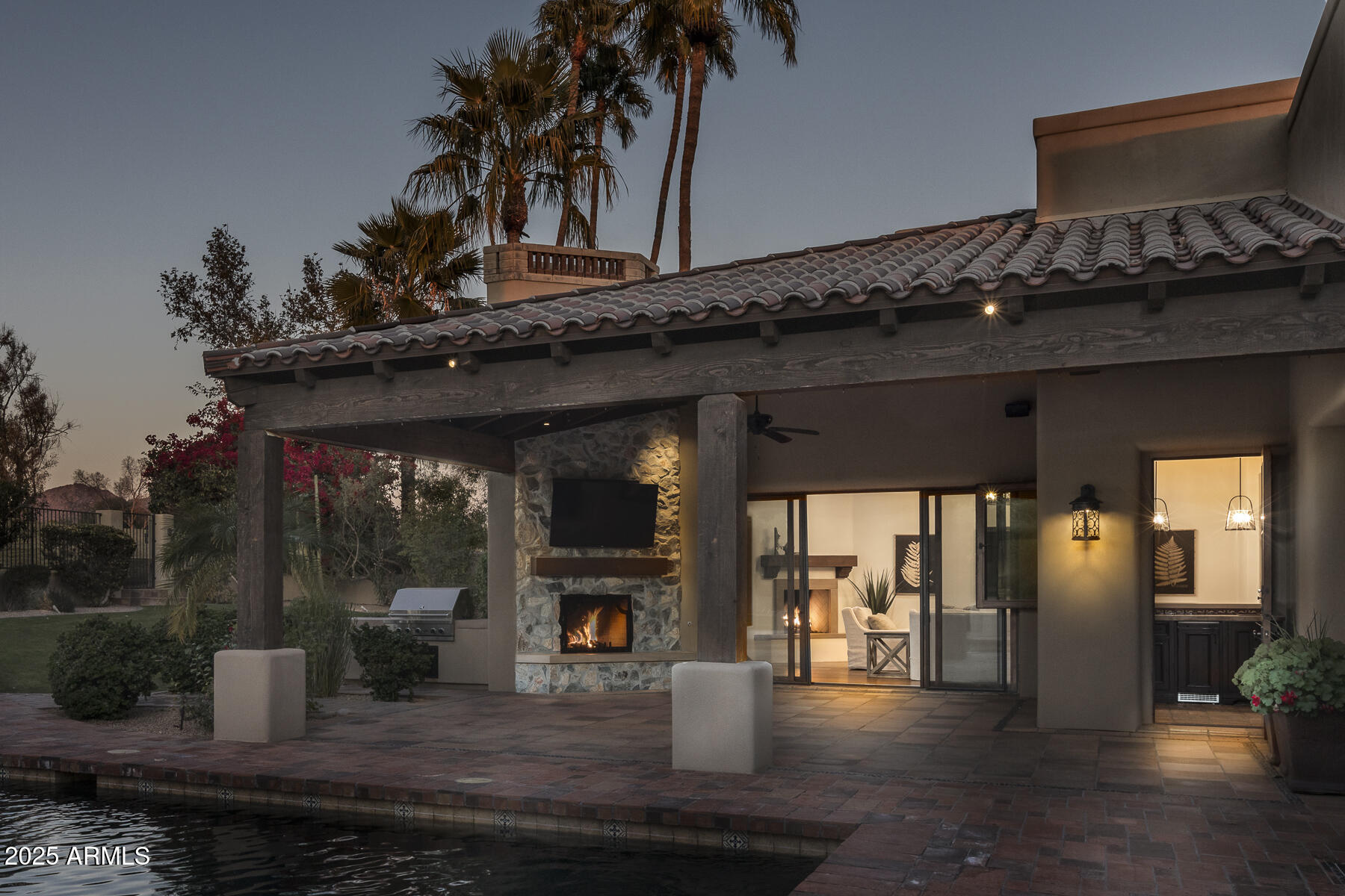 PINNACLE PEAK COUNTRY CLUB ESTATES - Residential