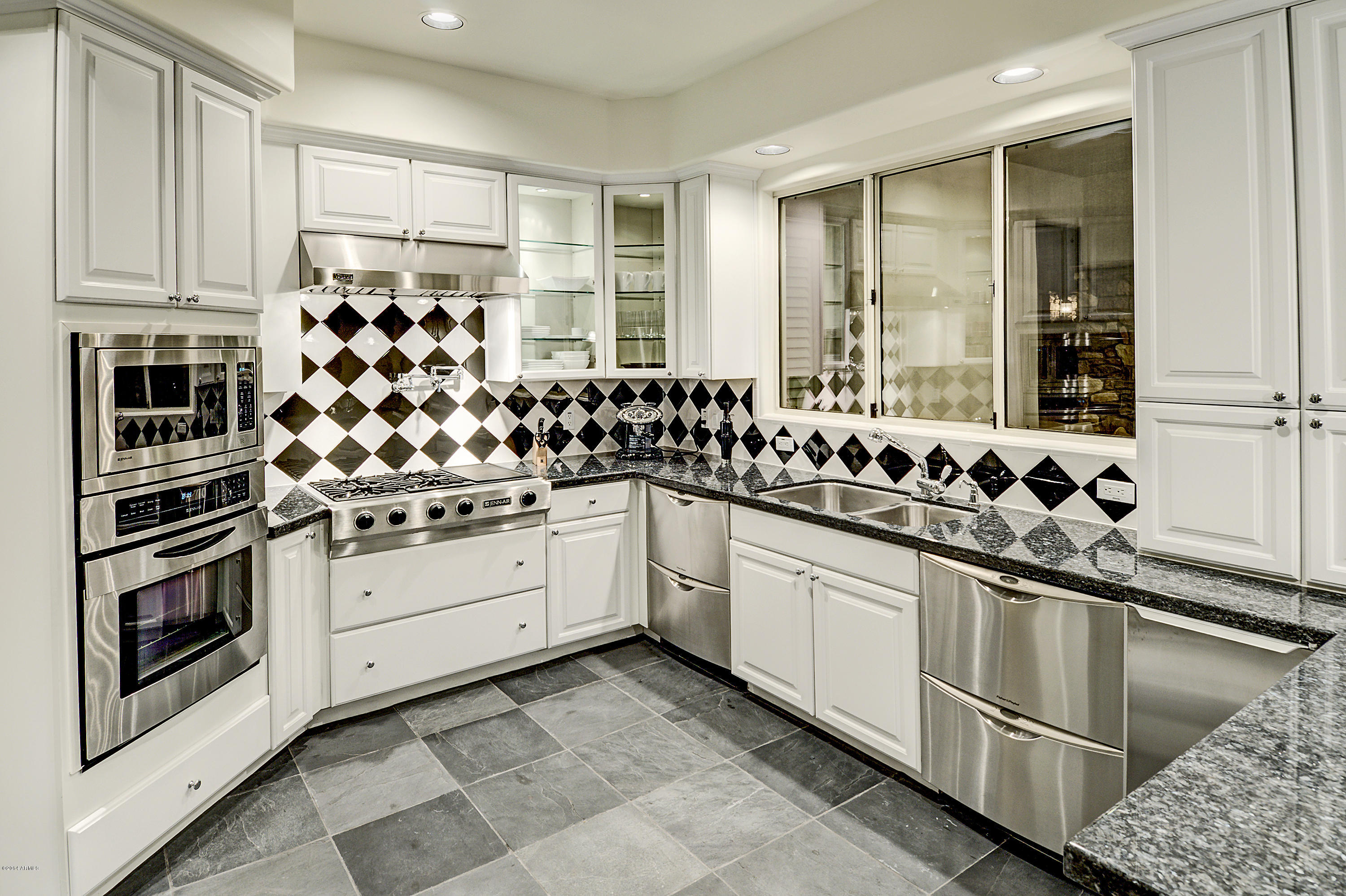 IRONWOOD AT CAMELBACK COUNTRY CLUB - Residential