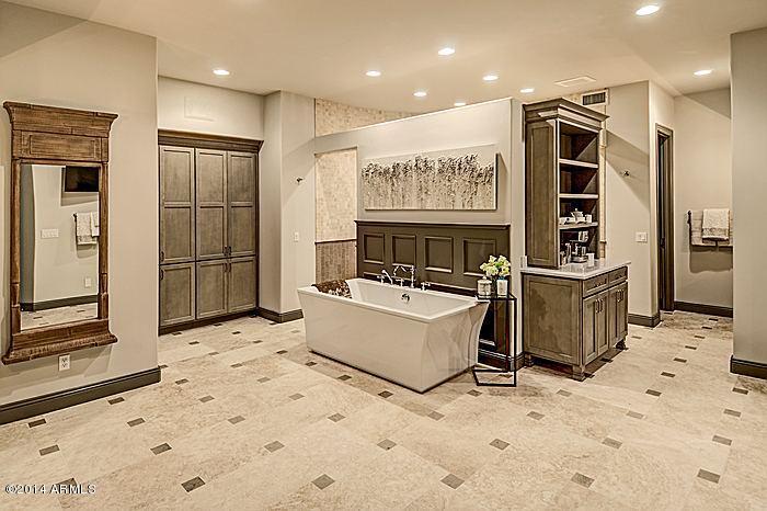 IRONWOOD AT CAMELBACK COUNTRY CLUB - Residential