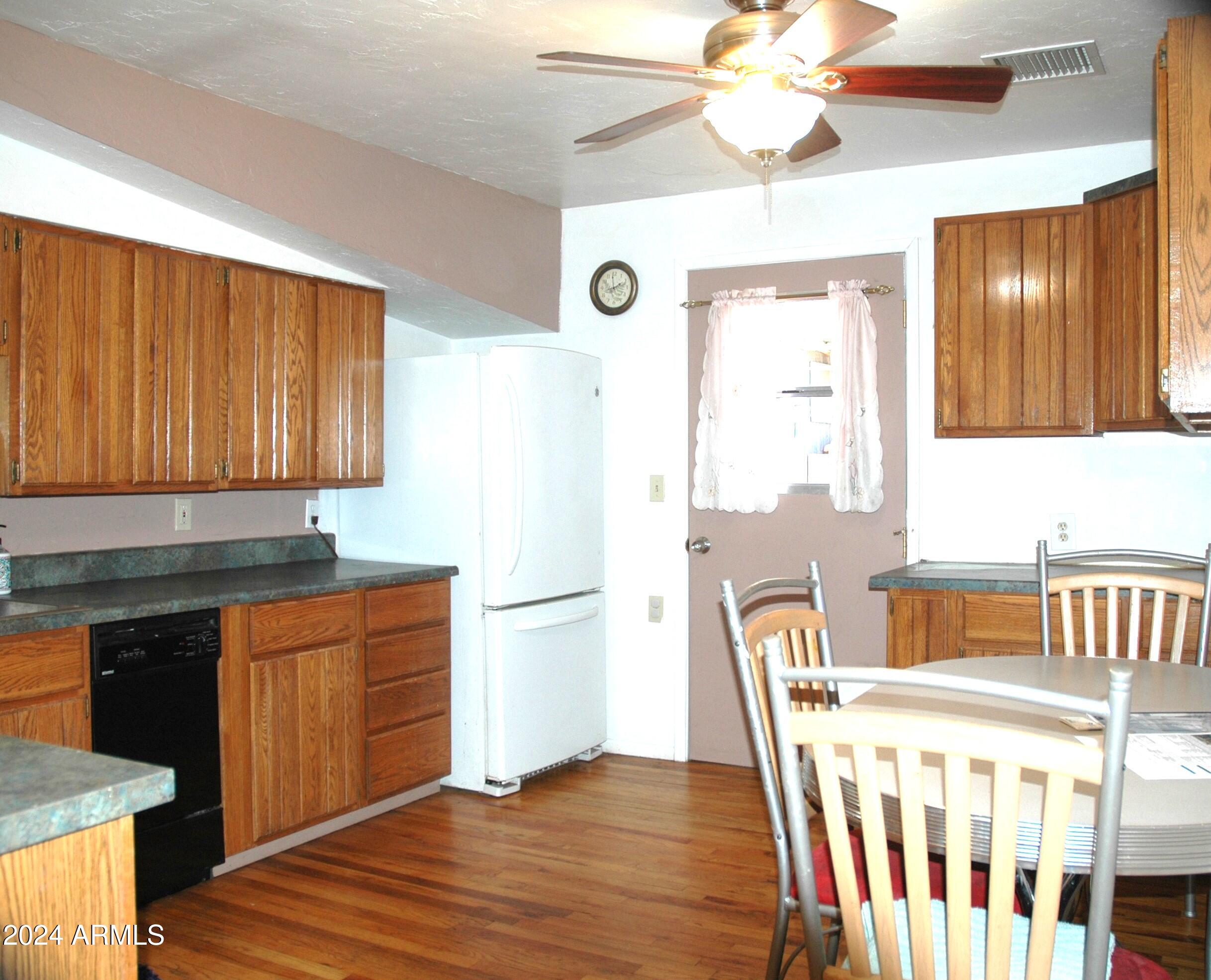YARNELL HEIGHTS - Residential
